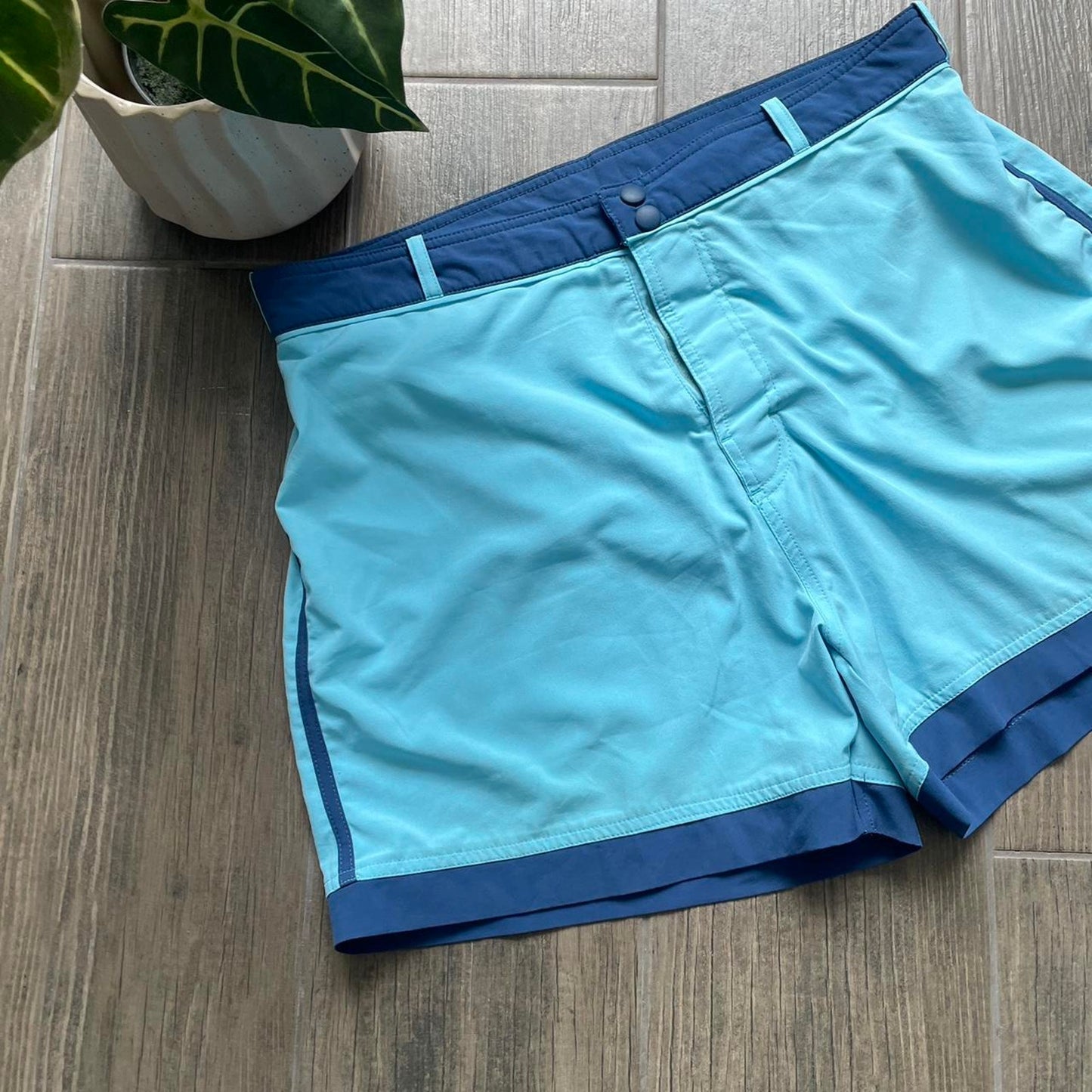 Nike baggy y2k nylon shorts