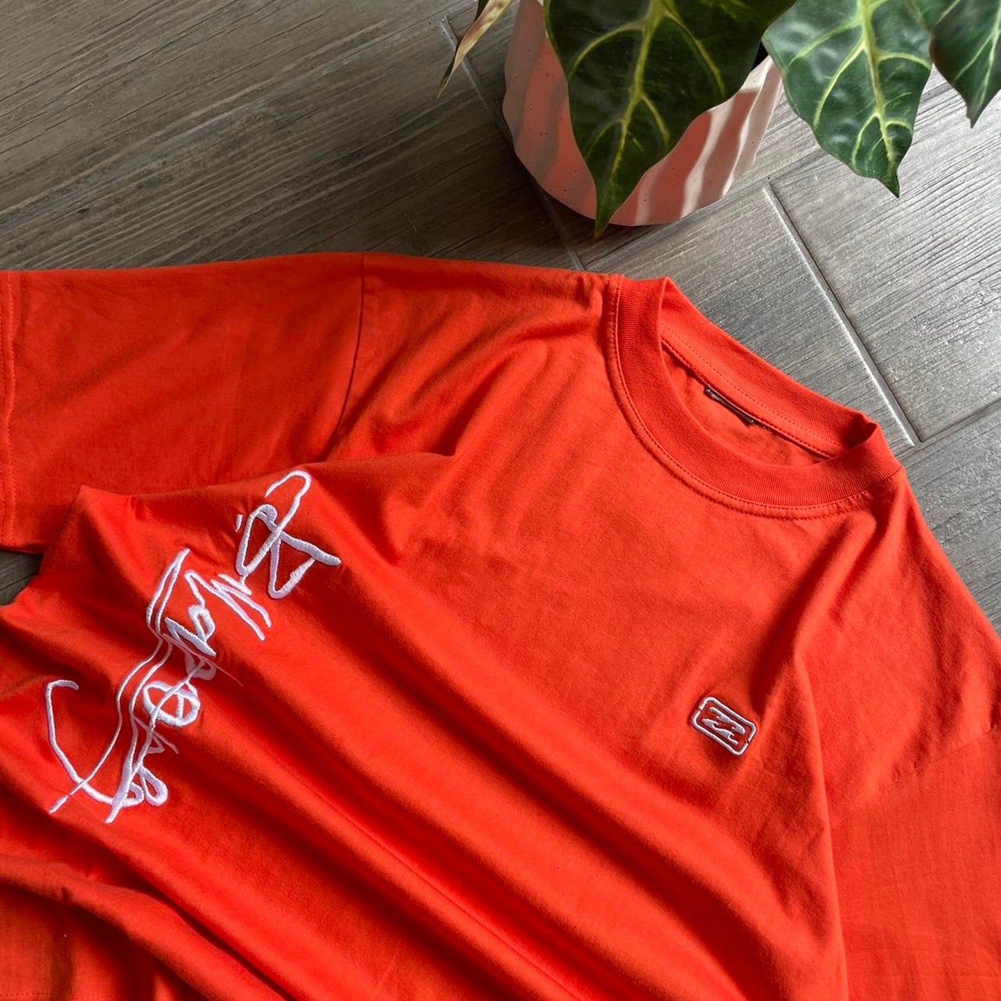 Billabong orange y2k baggy tee