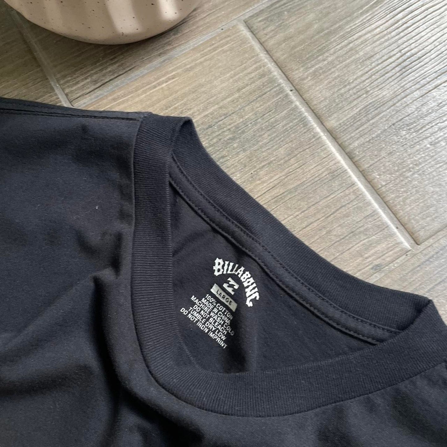 Billabong baggy y2k black tee