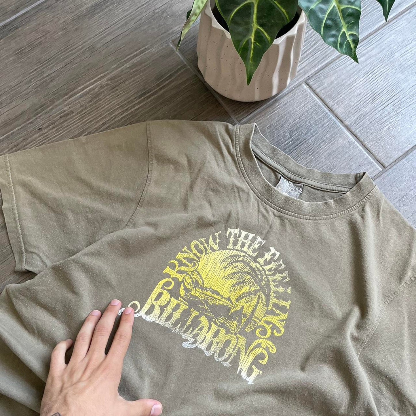 Billabong vintage baggy surf tee