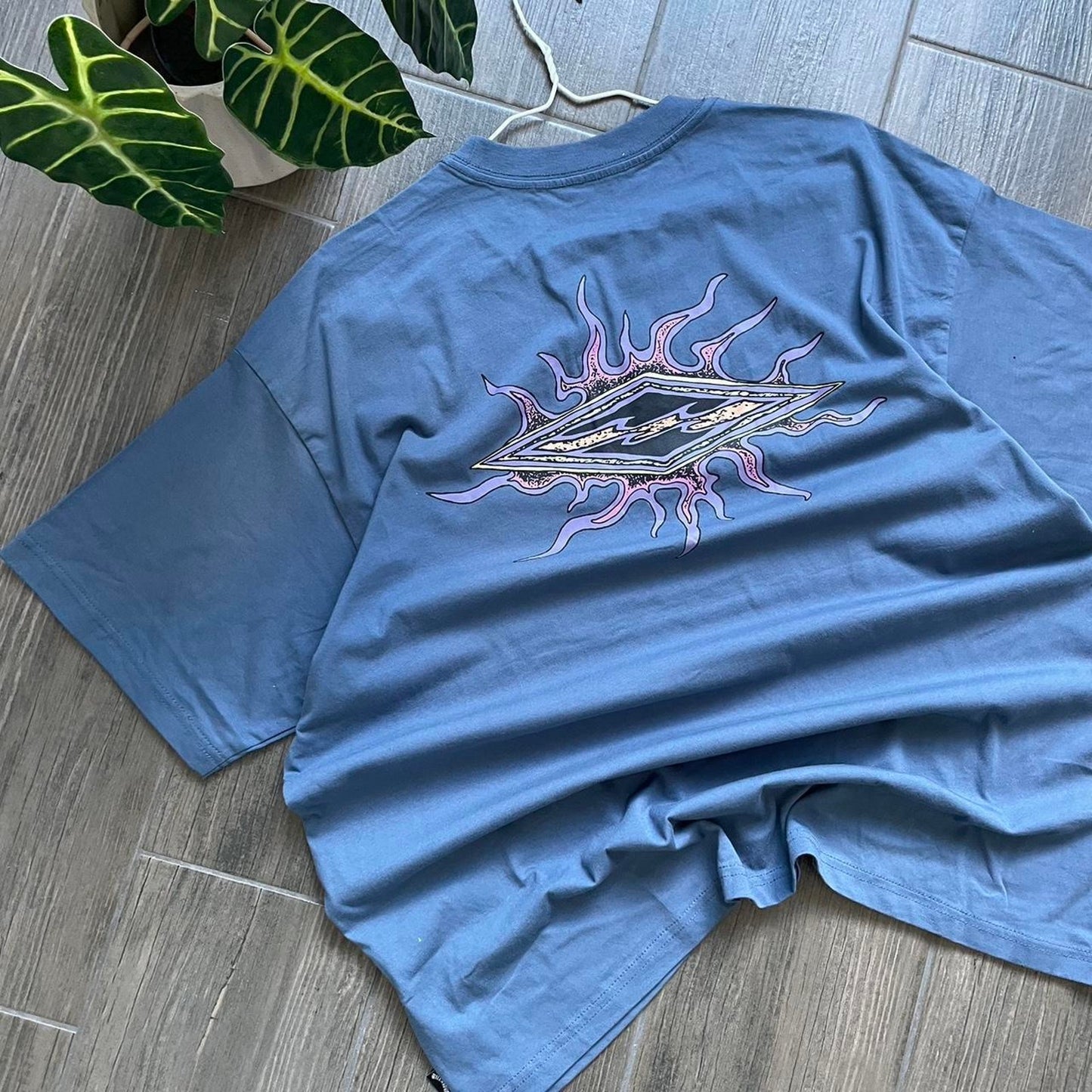 Billabong y2k baggy vintage t-shirt