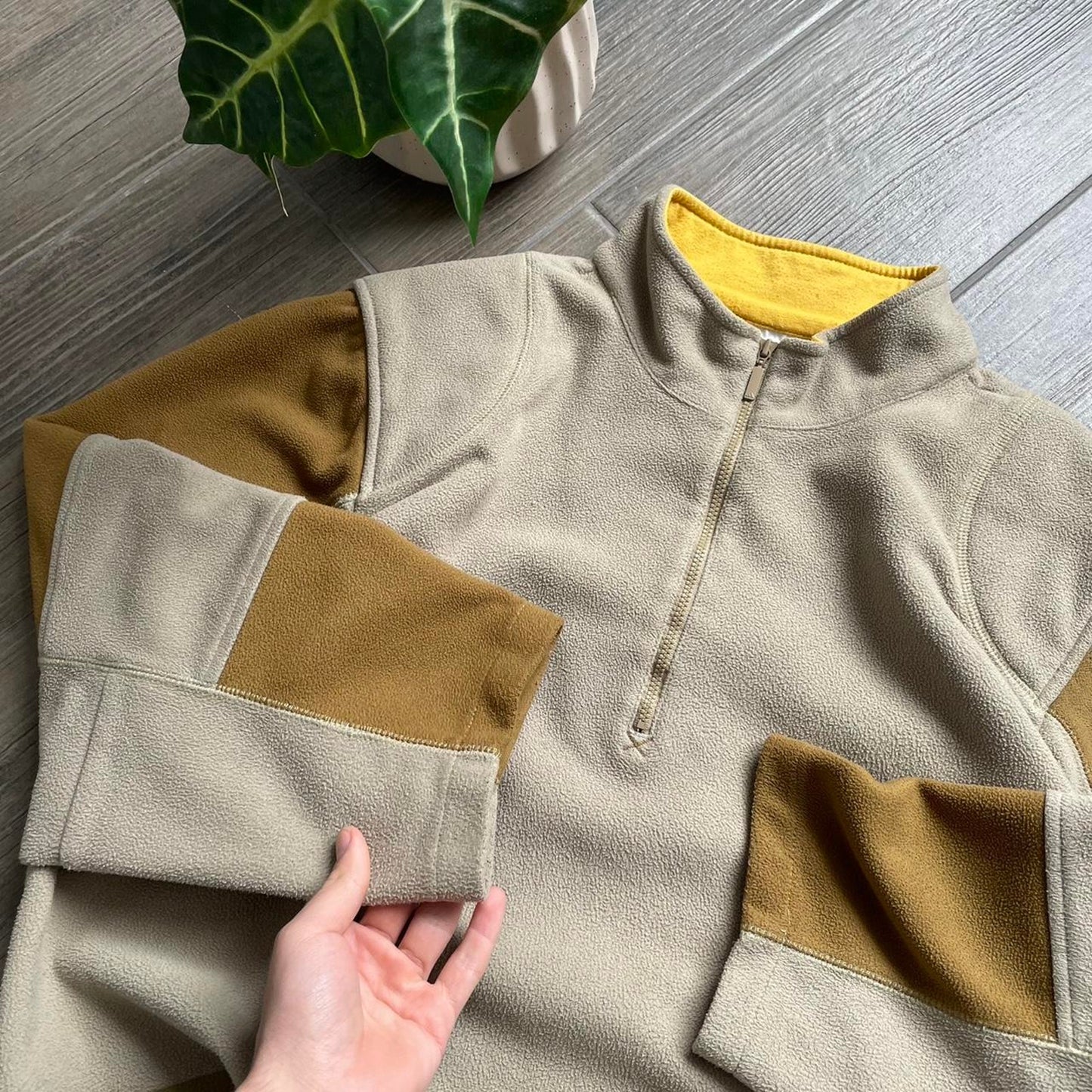 Adidas women fleece gorpcore y2k jumper