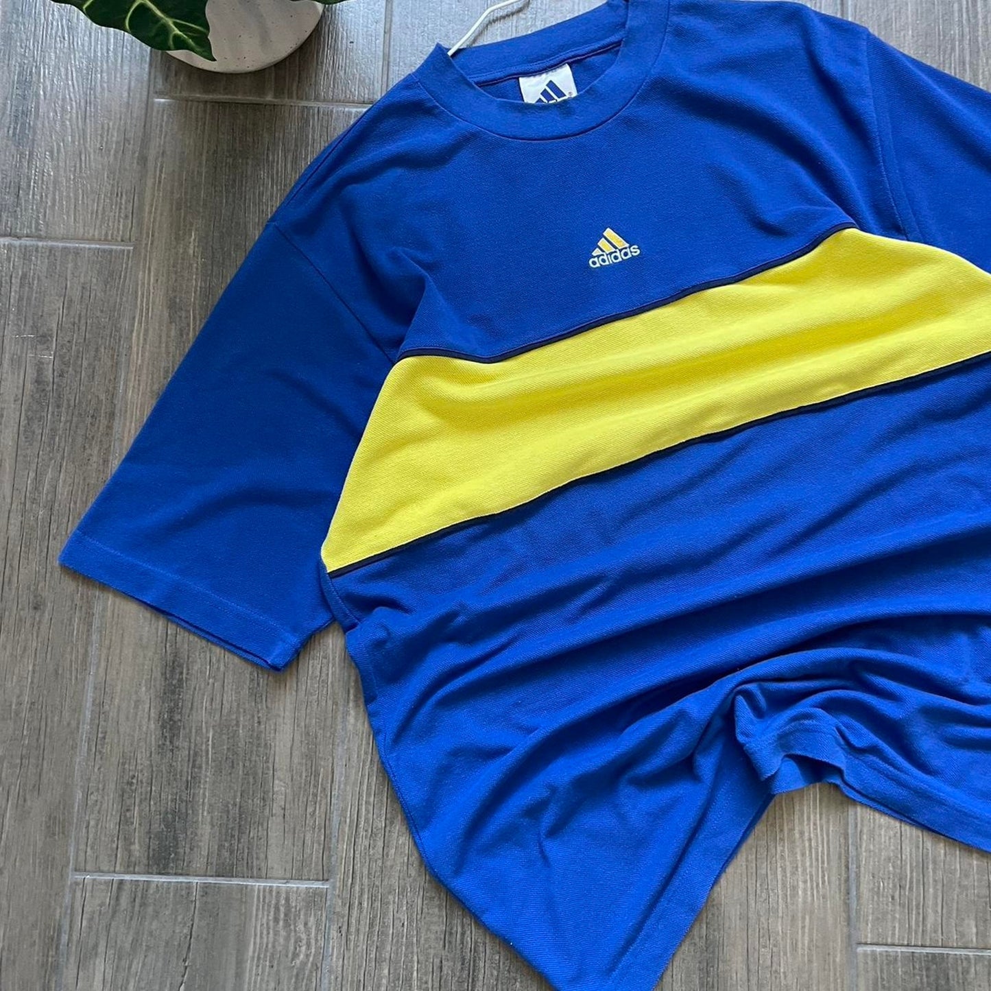 Adidas stripped vintage y2k baggy sport tee