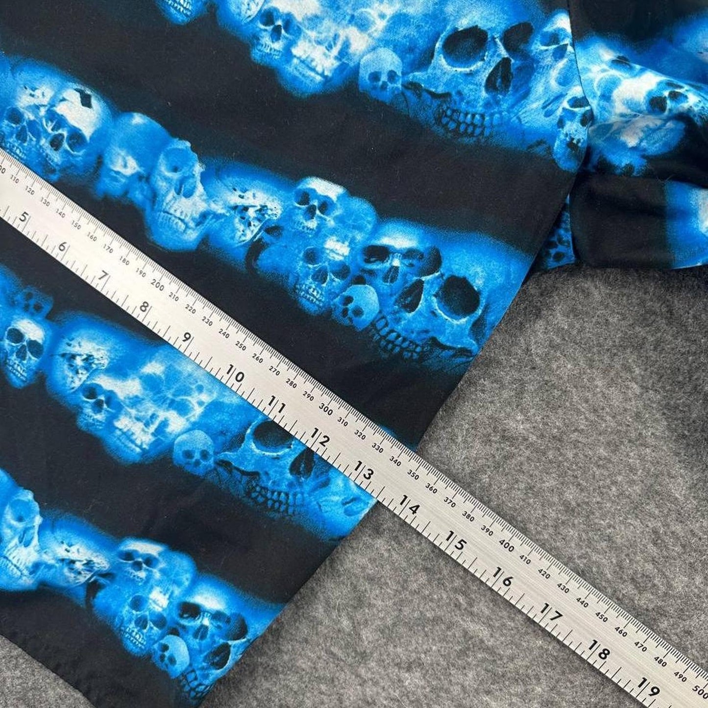 Surfanic blue skull board shorts