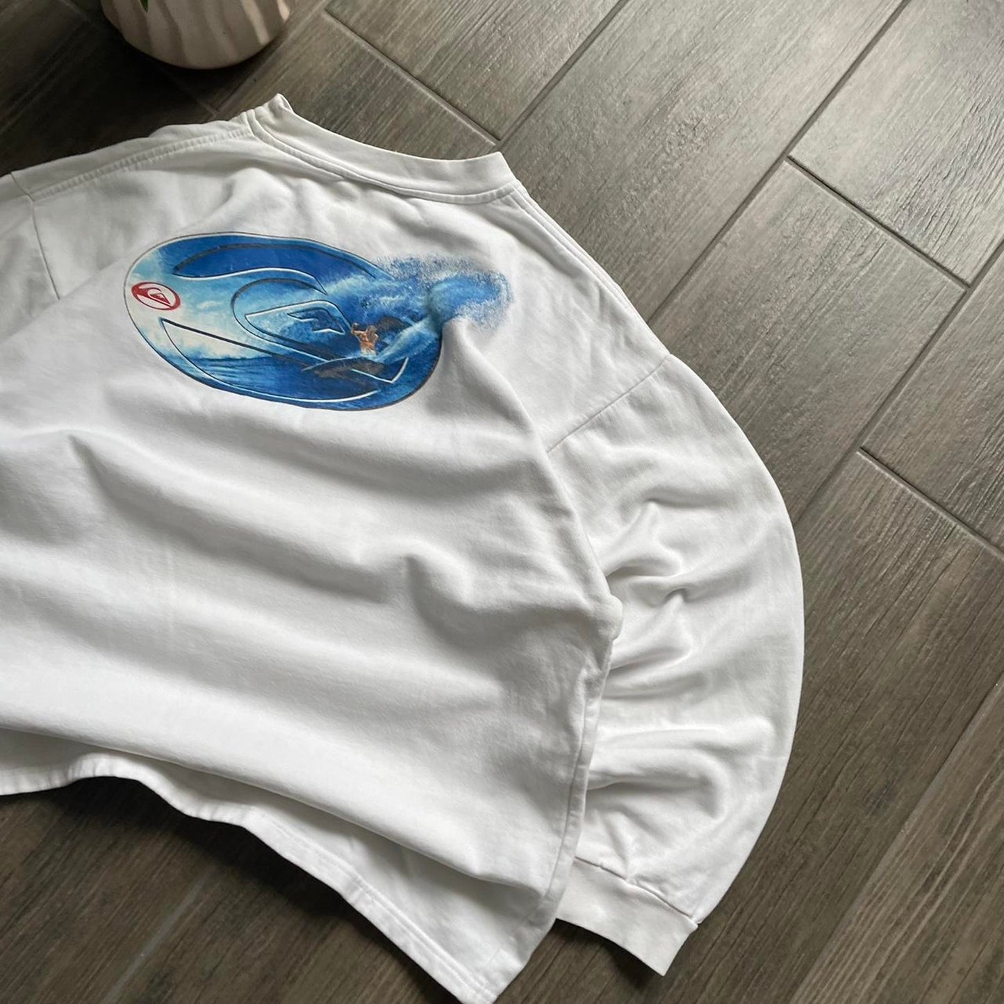 Quiksilver white baggy surf sweatshirt