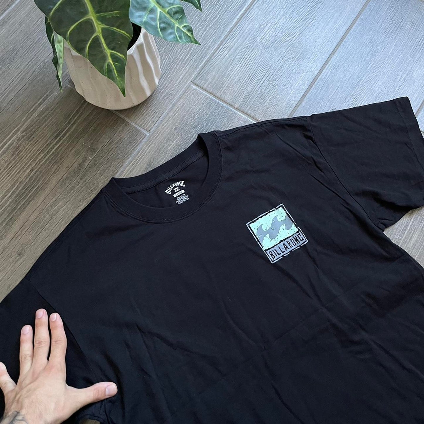 Billabong baggy surf y2k tee