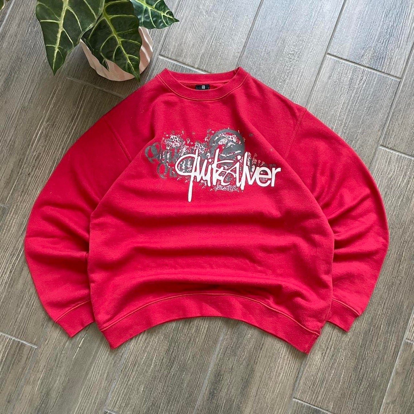 Quiksilver red y2k japan style sweatshirt