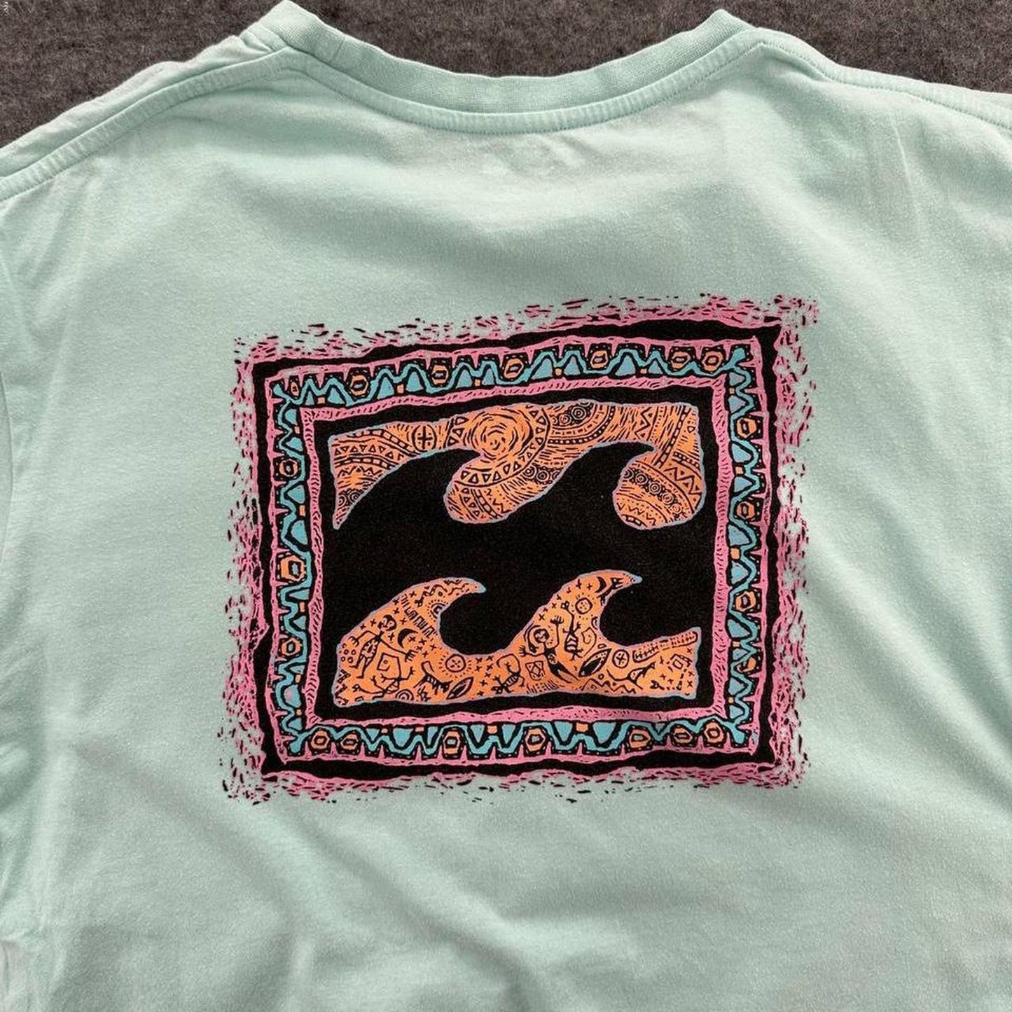 Billabong surf t shirt size