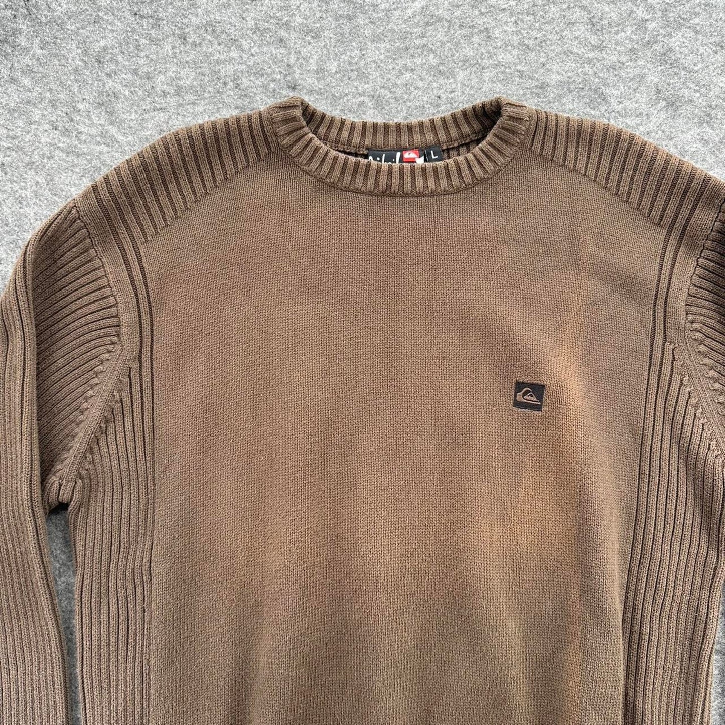 Quiksilver knitted brown sweater