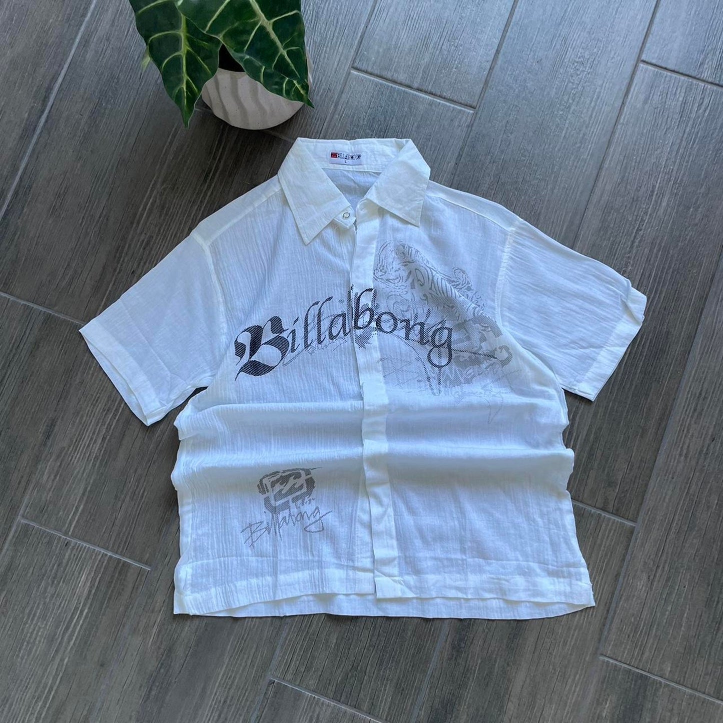 Billabong baggy surf y2k shirt
