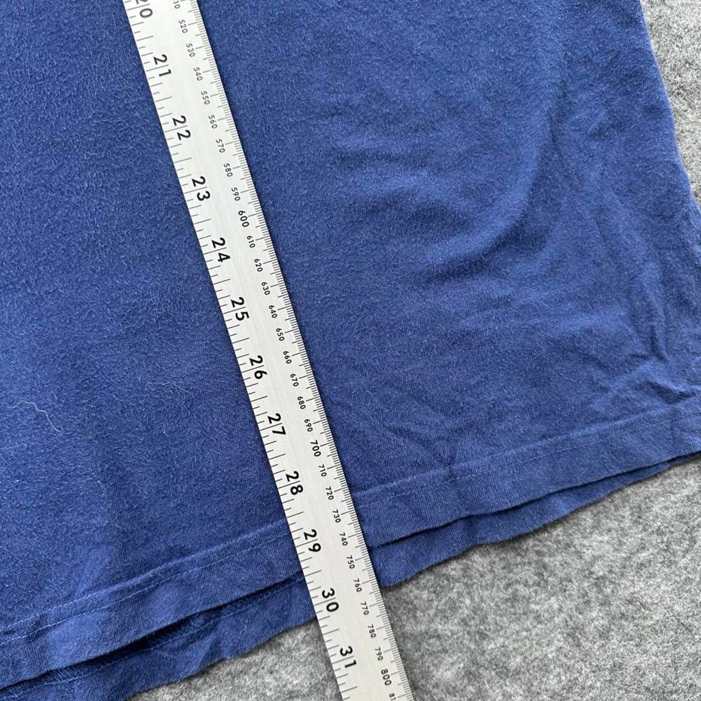 Nike navy blue graphic tee