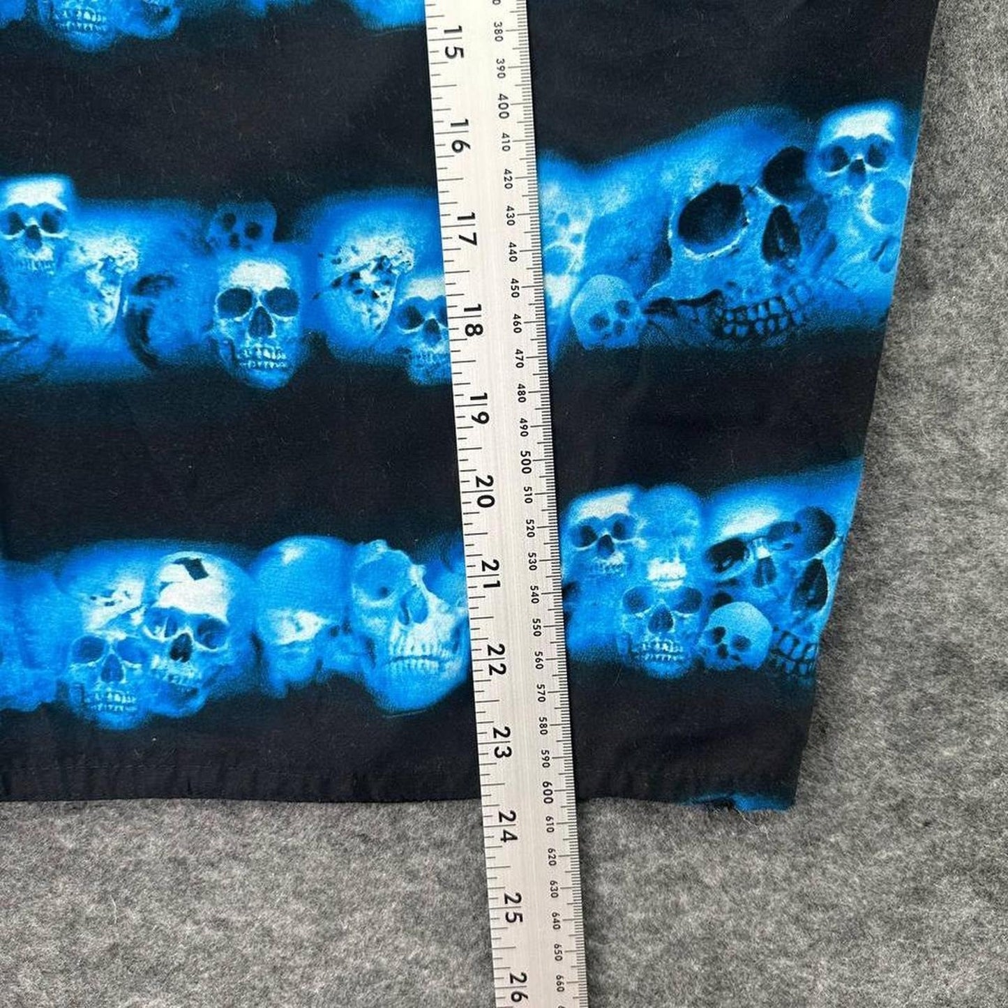 Surfanic blue skull board shorts