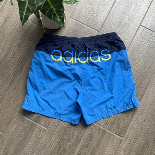 Adidas vintage baggy sport shorts