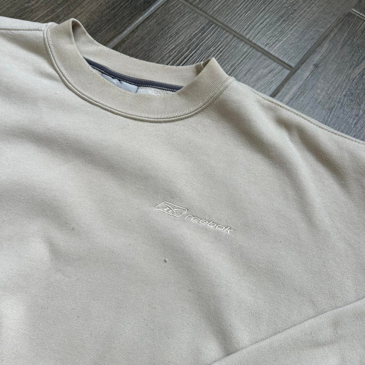 Reebok cream crewneck sweatshirt
