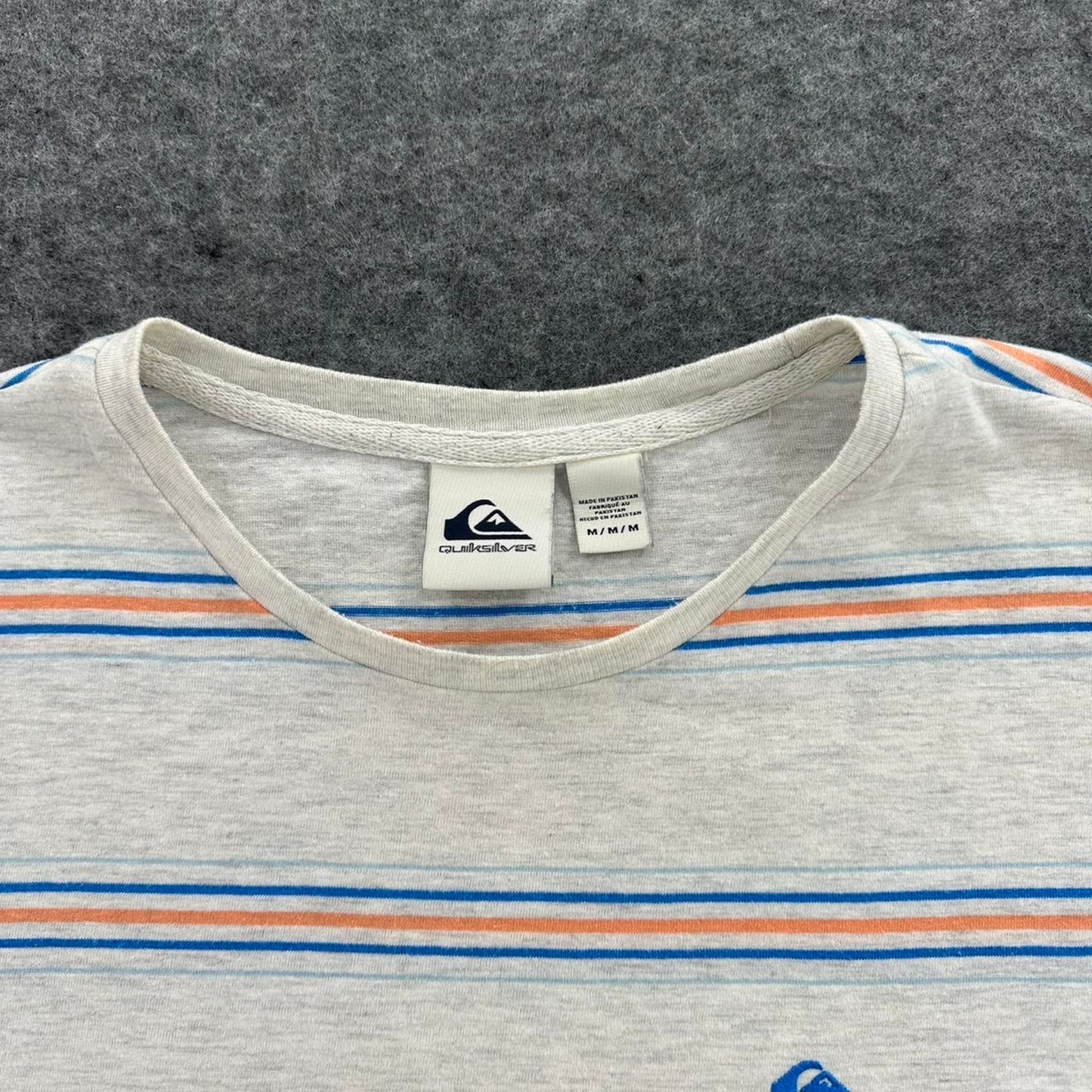 Quiksilver grey striped t shirt size