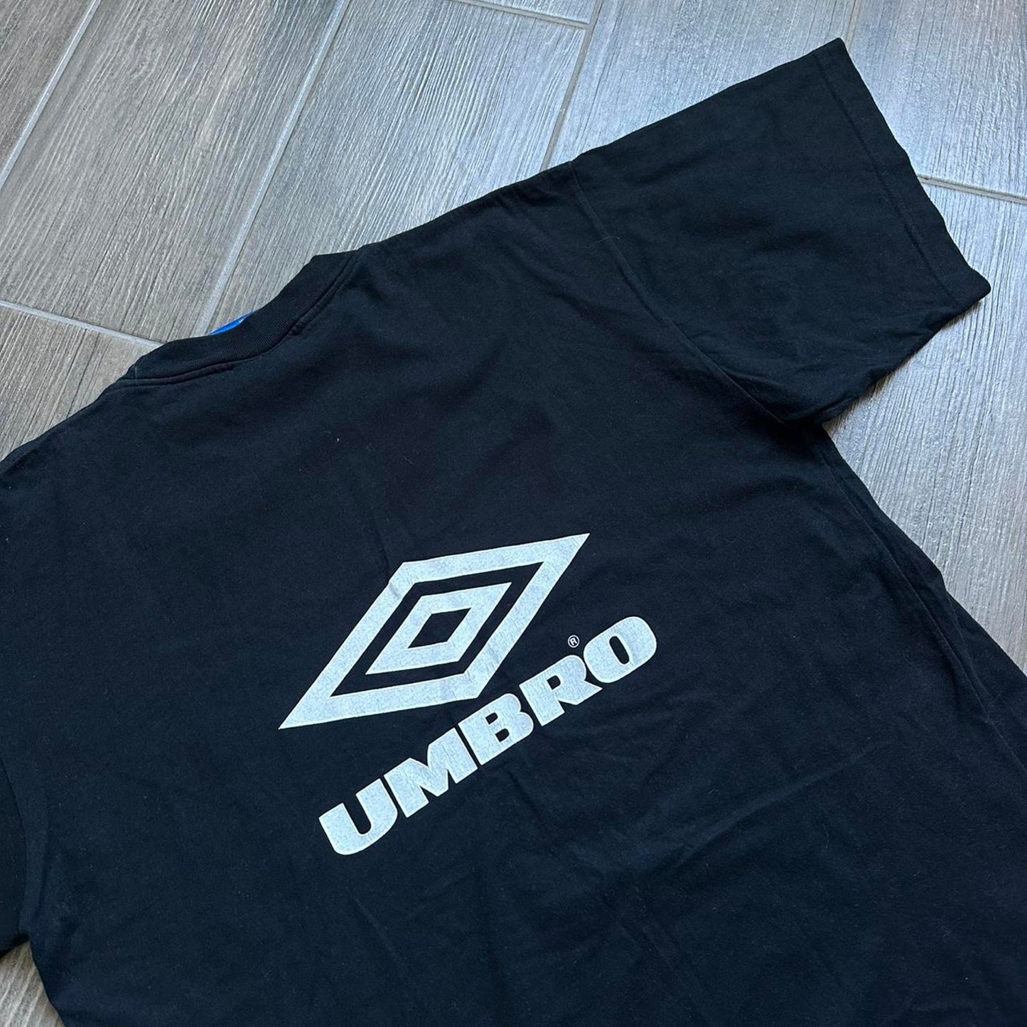 Umbro black big logo vintage tee