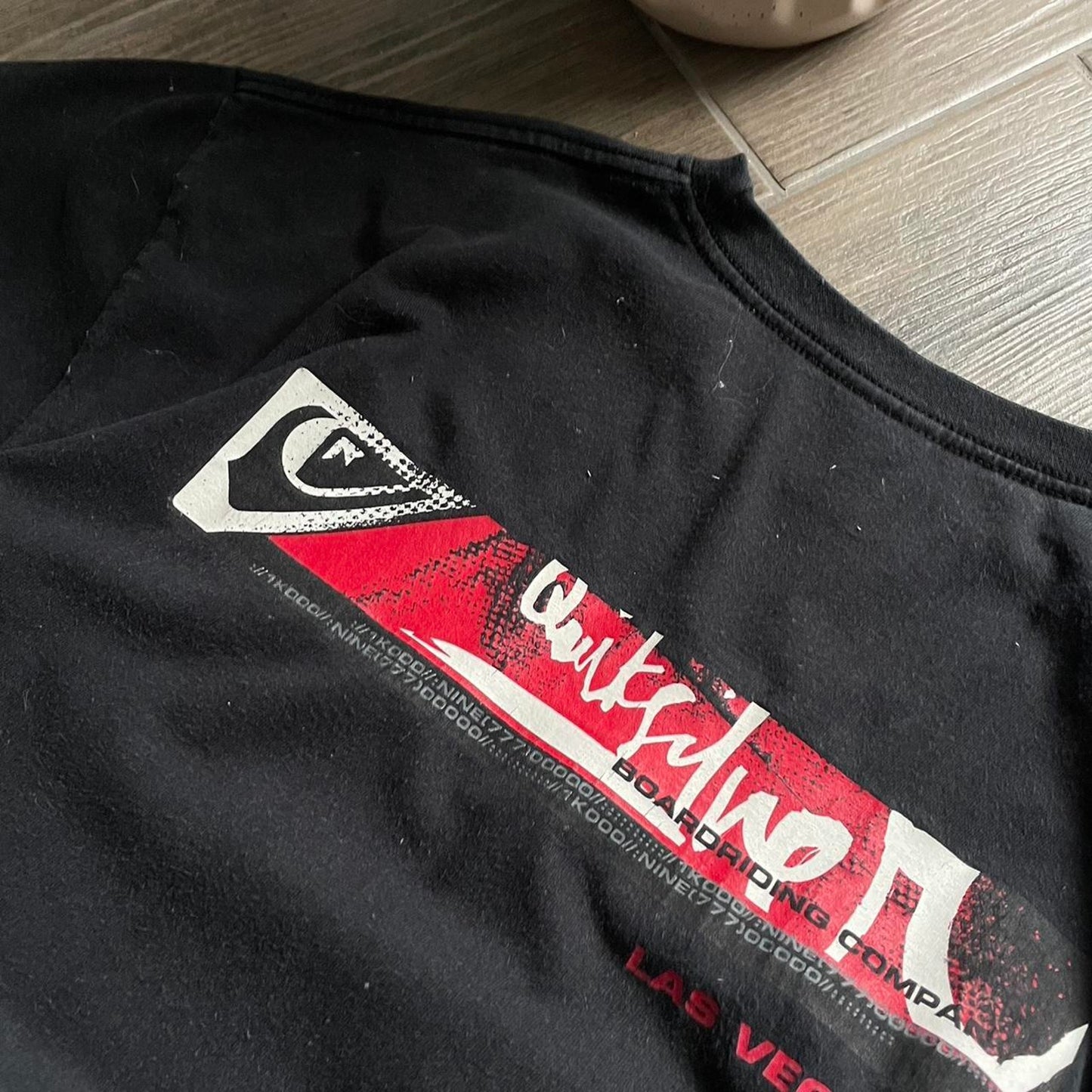Quiksilver y2k vintage black baggy L tee