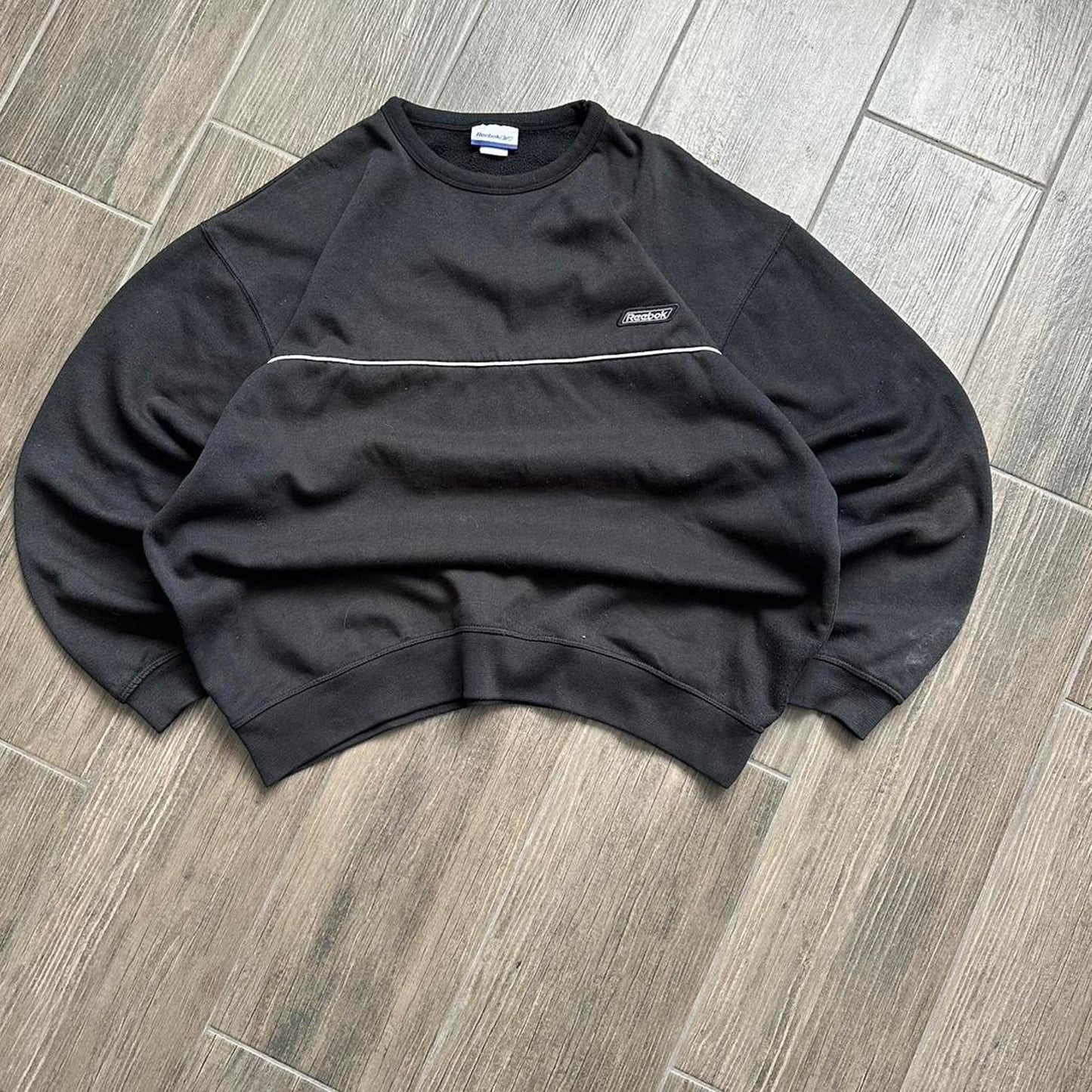 Vintage reebok crewneck sweatshirt