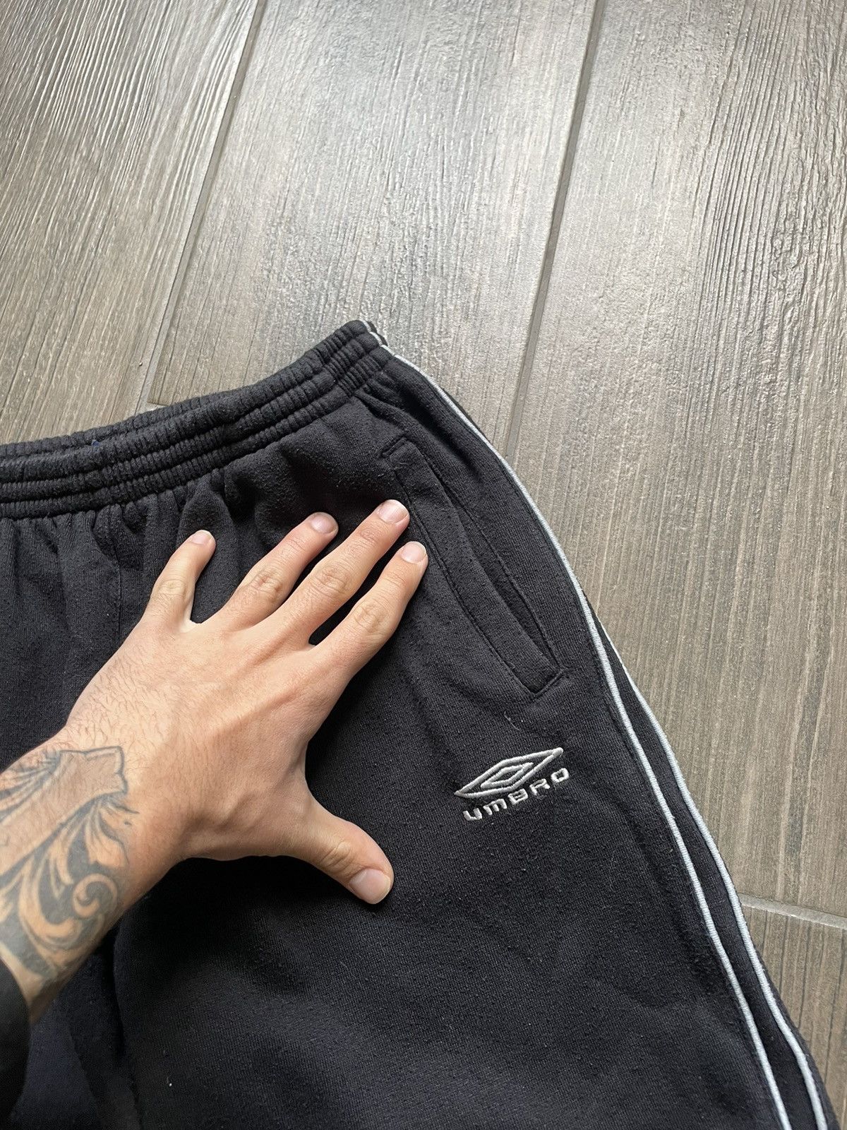 Umbro black y2k baggy vintage pants