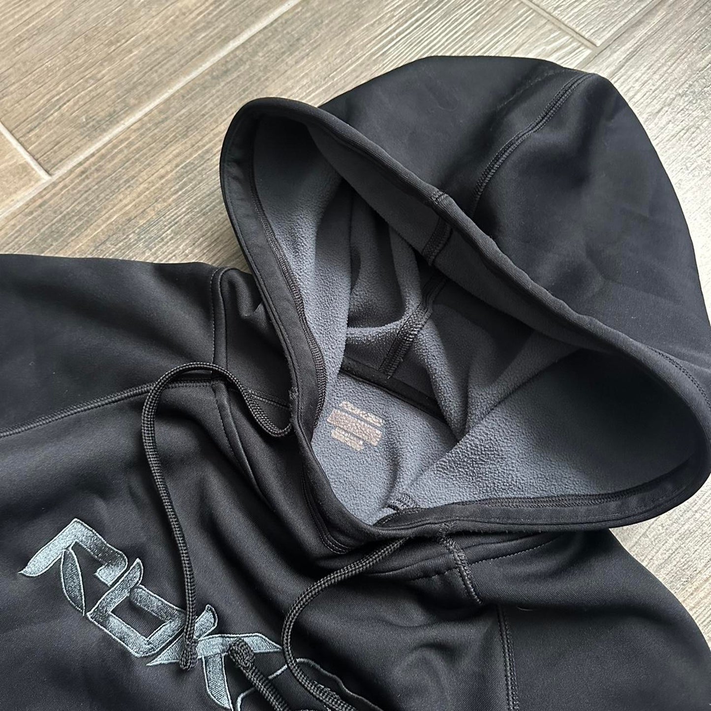 Reebok black boxy fit y2k XL hoodie