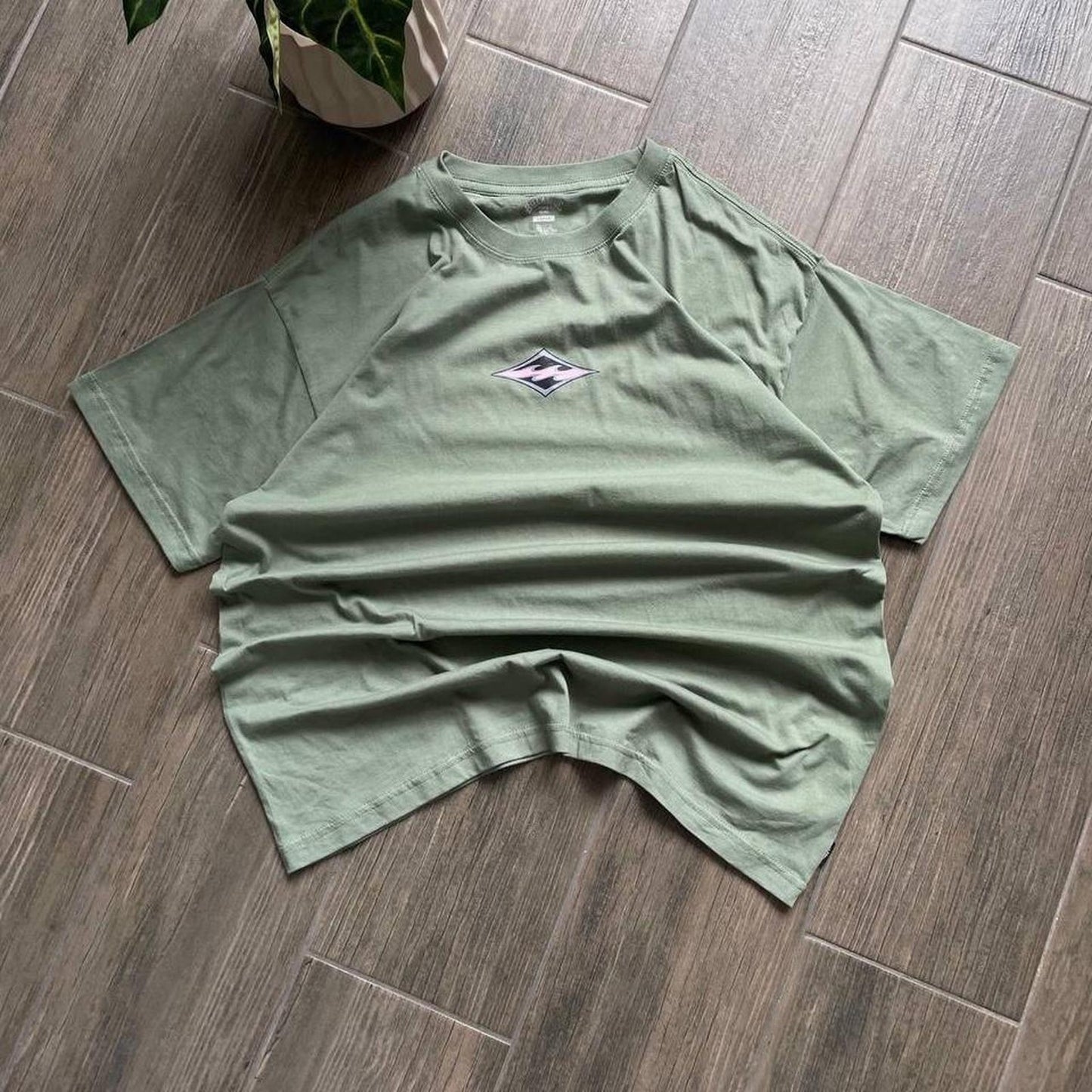 Billabong baggy surf y2k tee
