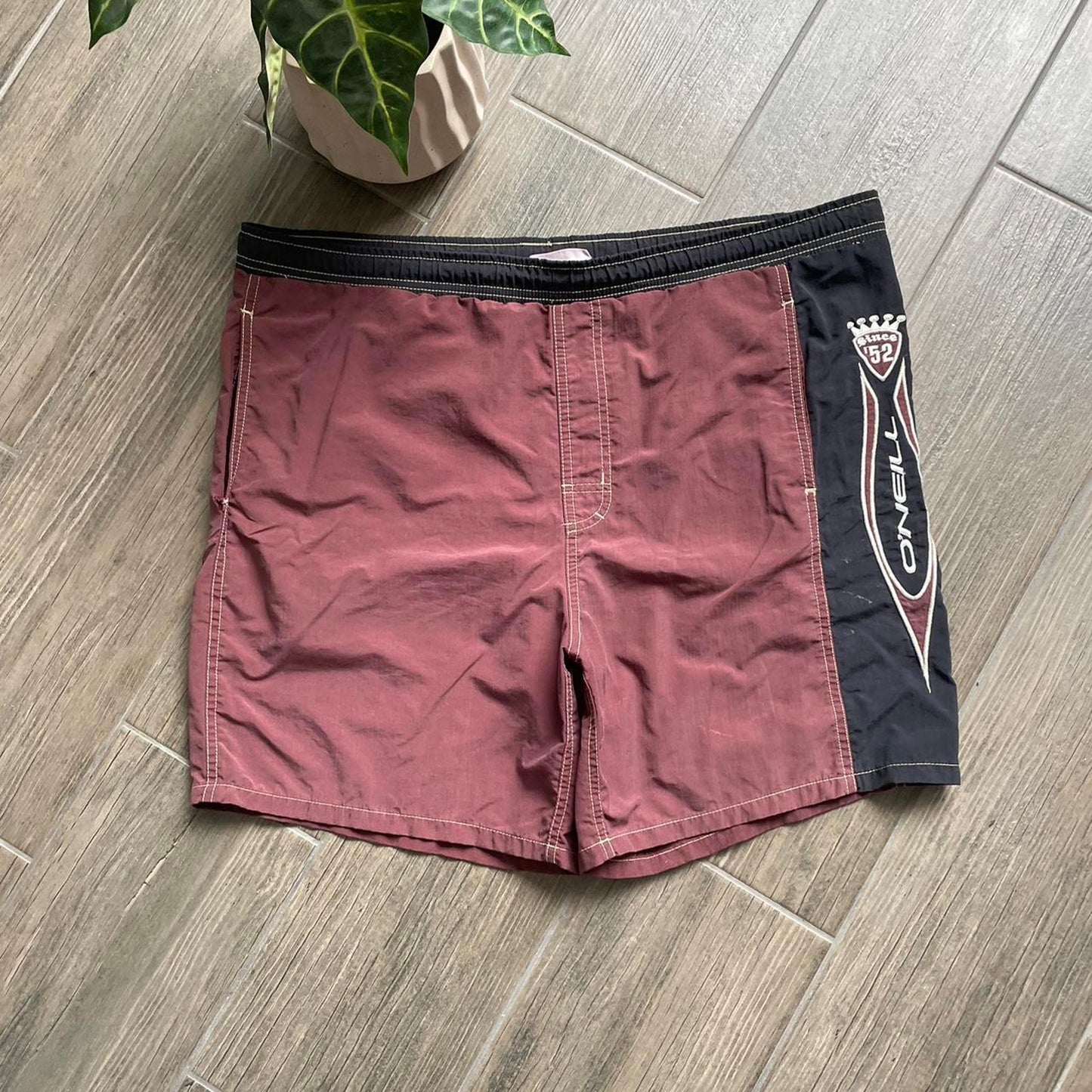 Oneill nylon baggy vintage shorts
