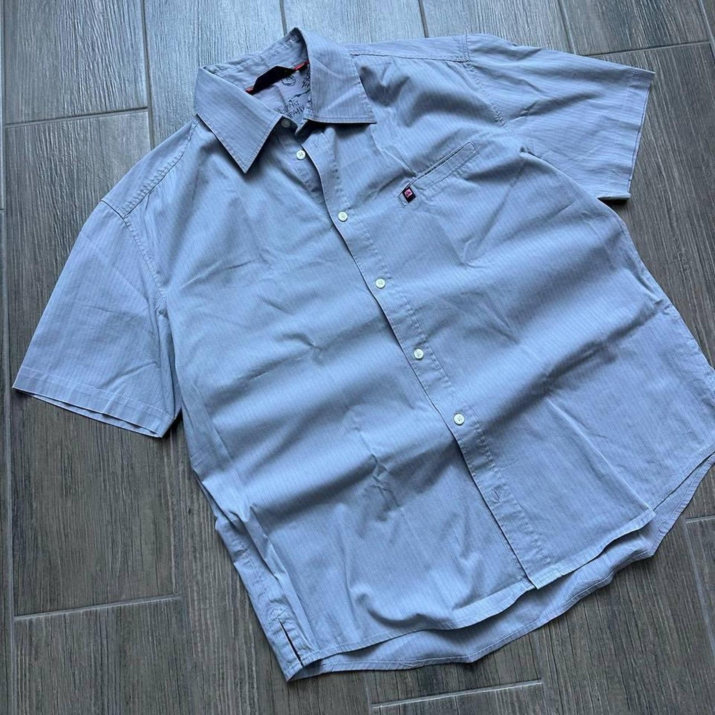 Y2K Quiksilver blue surf vintage shirt