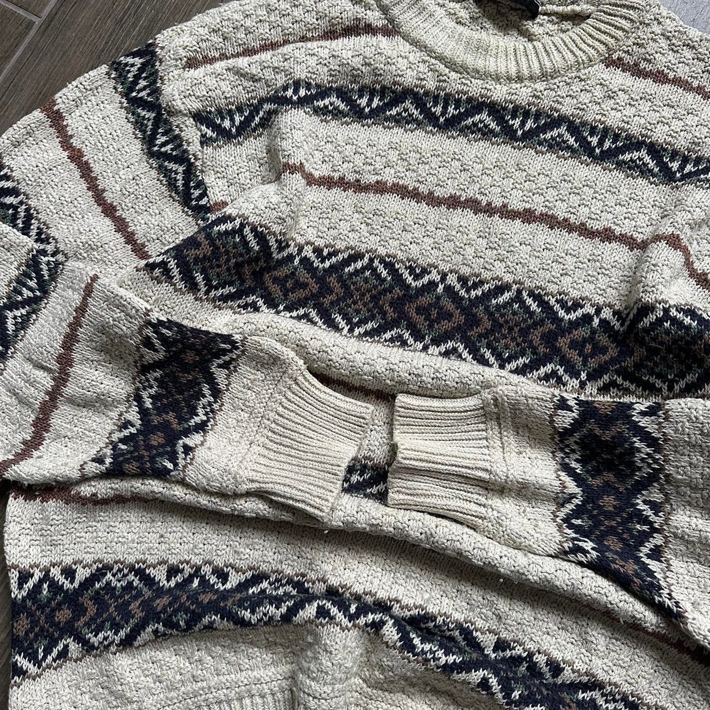 Y2k vintage made in UK grandpacore M-L sweater