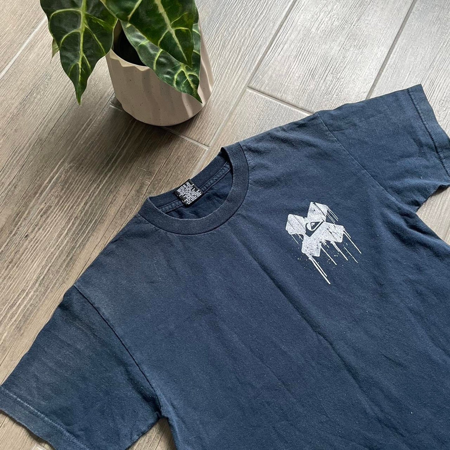 Quiksilver surf-wear y2k navy oversized S tee