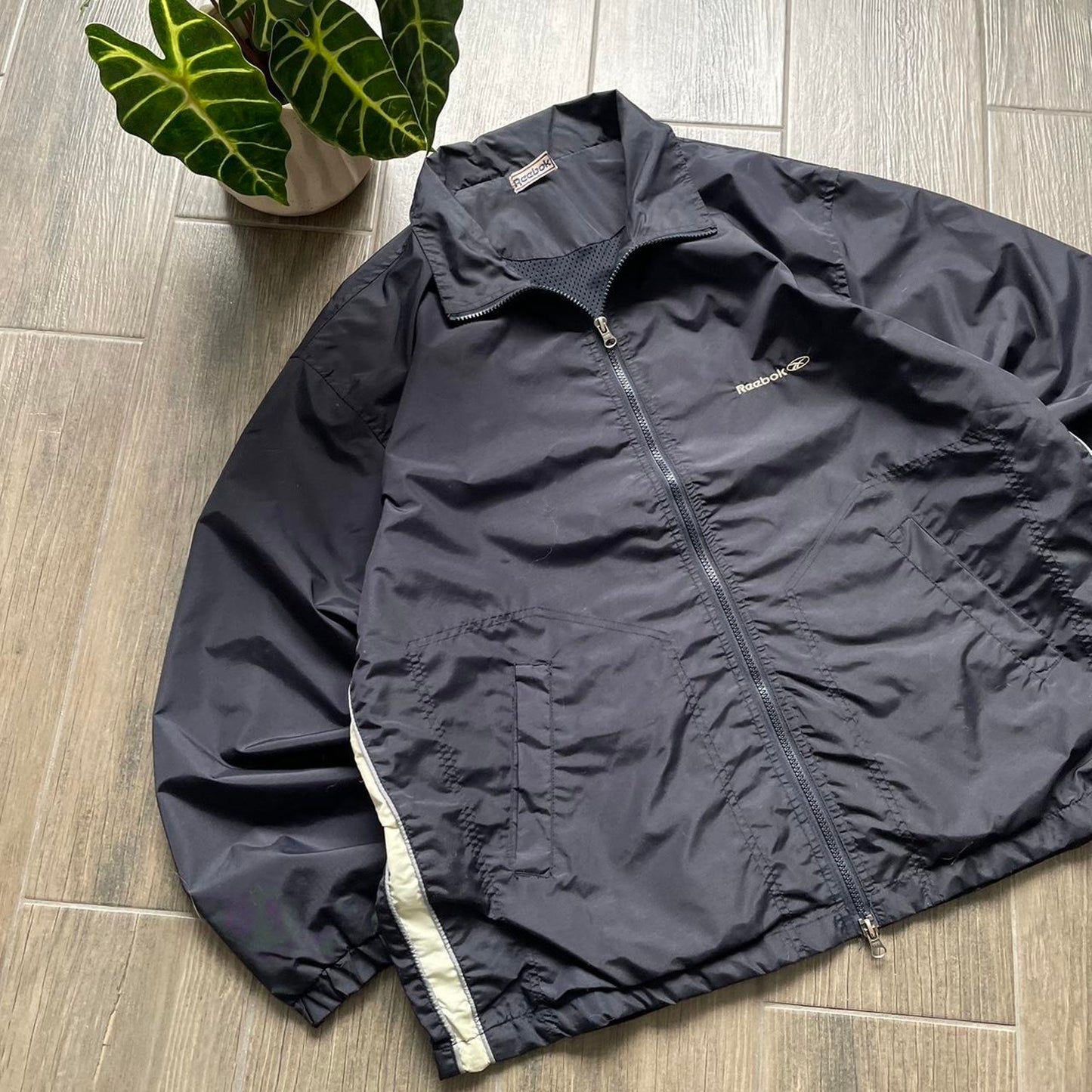 Reebok y2k gorpcore light nylon jacket