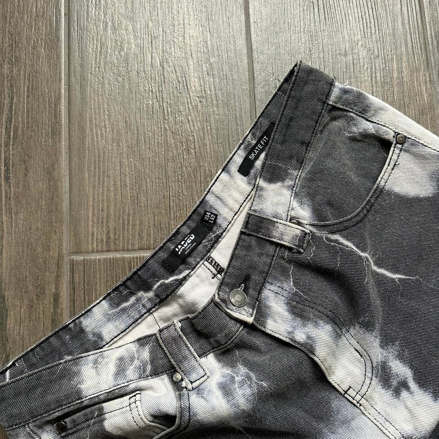 Black and white tie dye wide