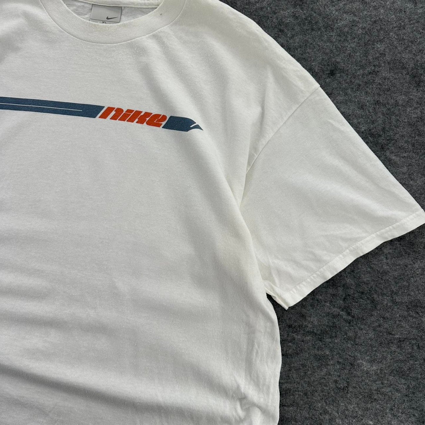 Nike white t shirt with red