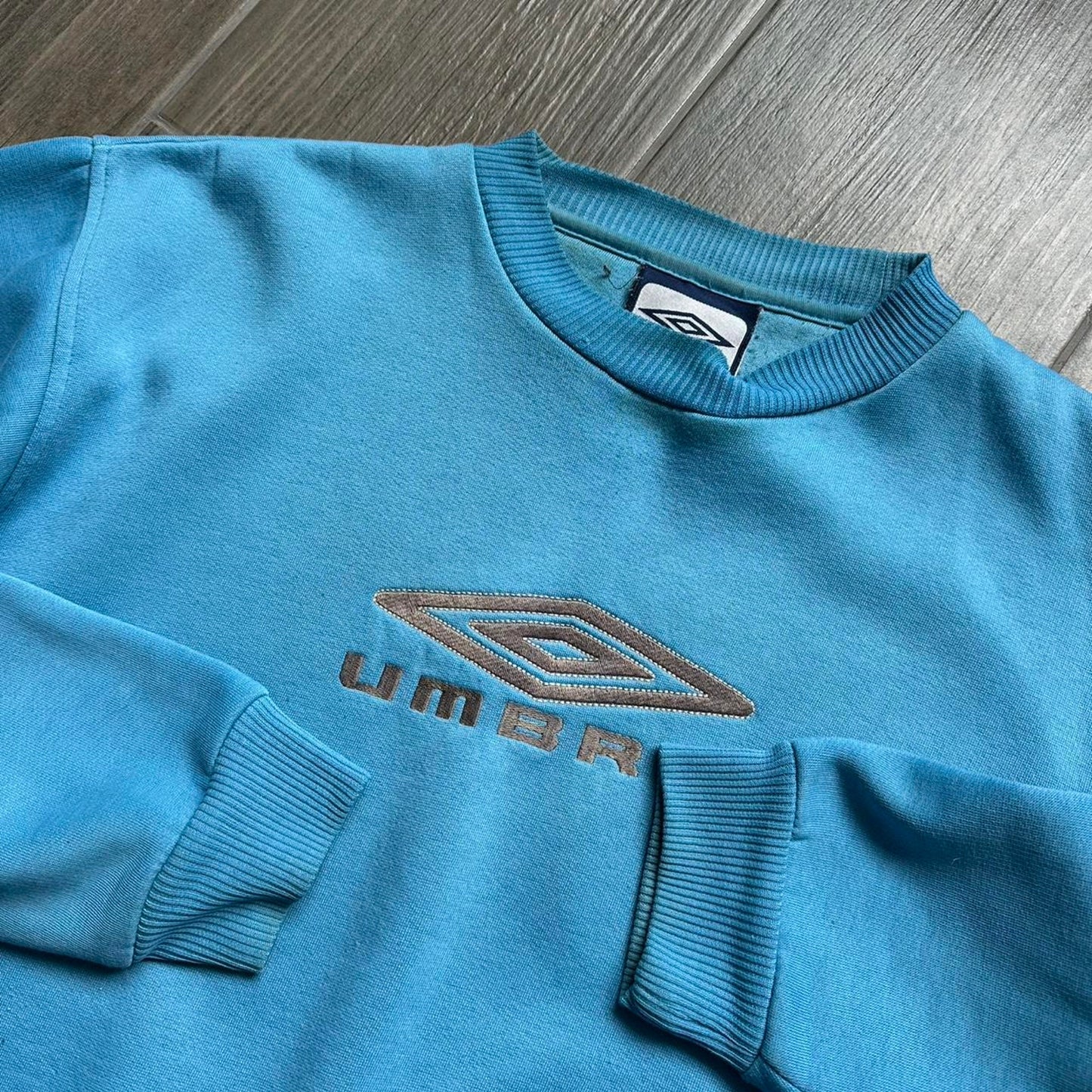 Blue umbro sweatshirt with embroidered
