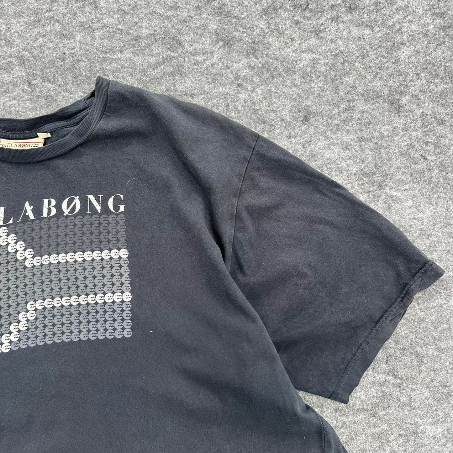 Y2k billabong surf t shirt with