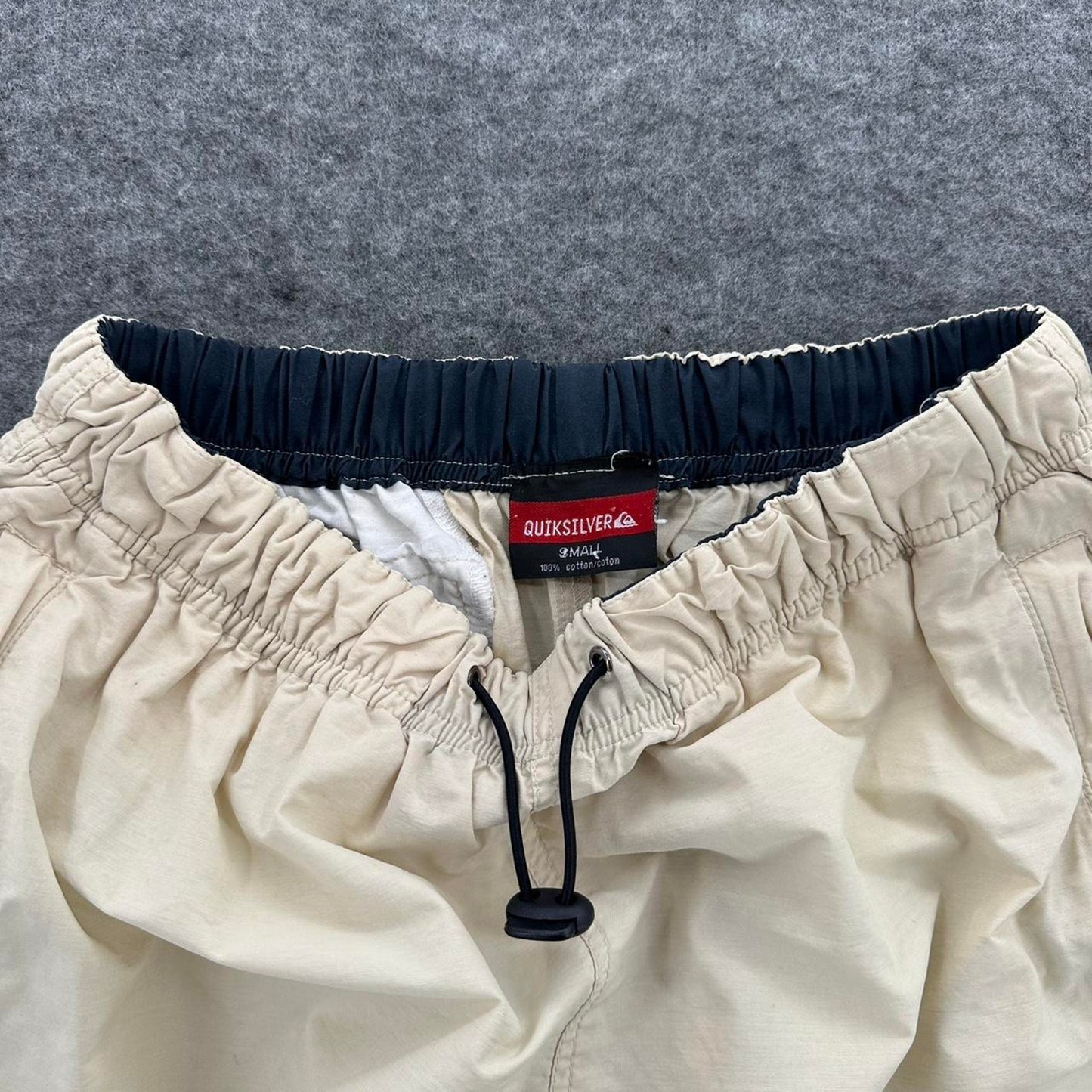 Quiksilver cream baggy shorts