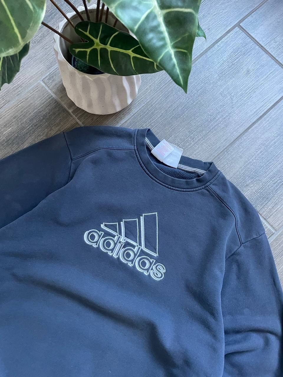 Adidas blue vintage big logo sweatshirt