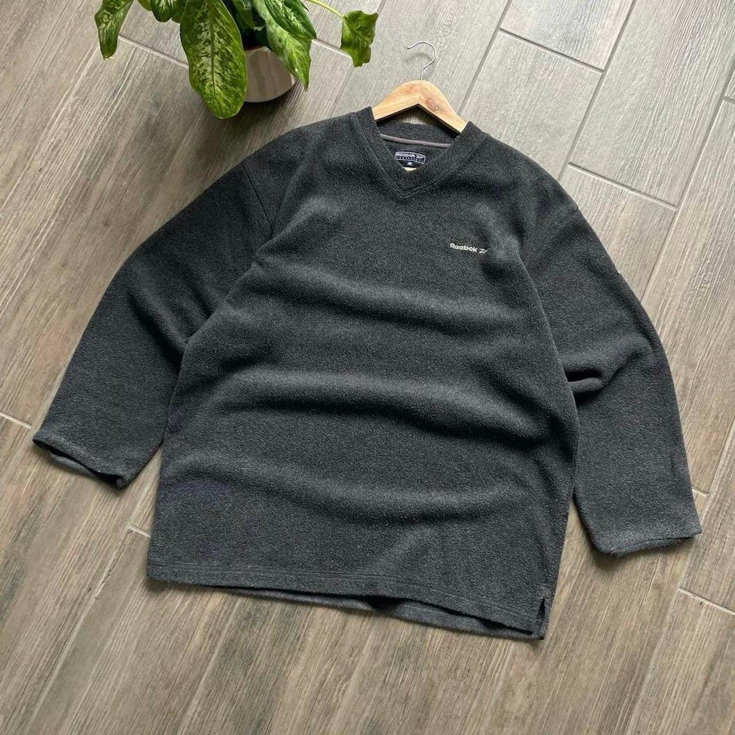 Reebok vintage y2k fleece sweatshirt