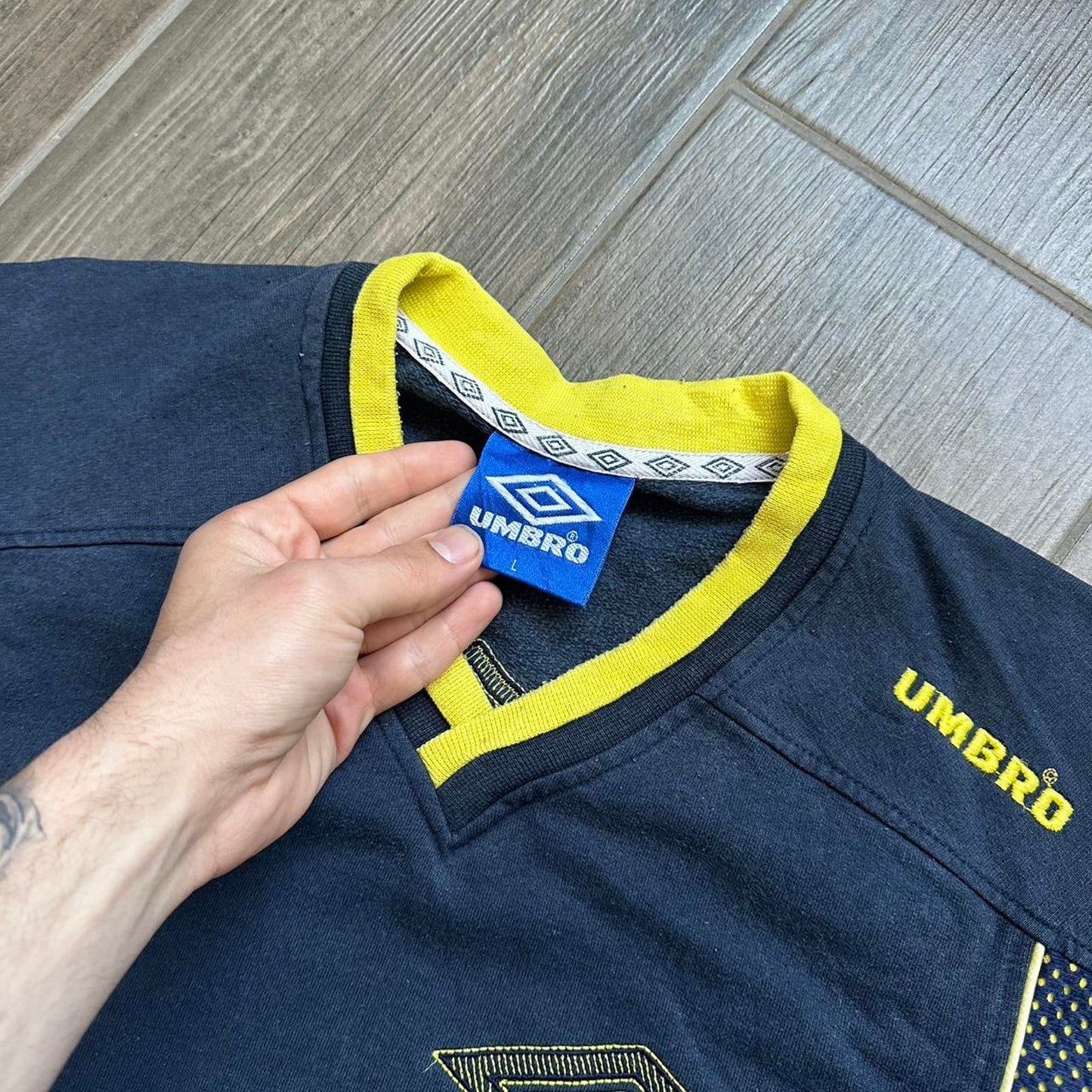 Umbro navy vintage sweatshirt