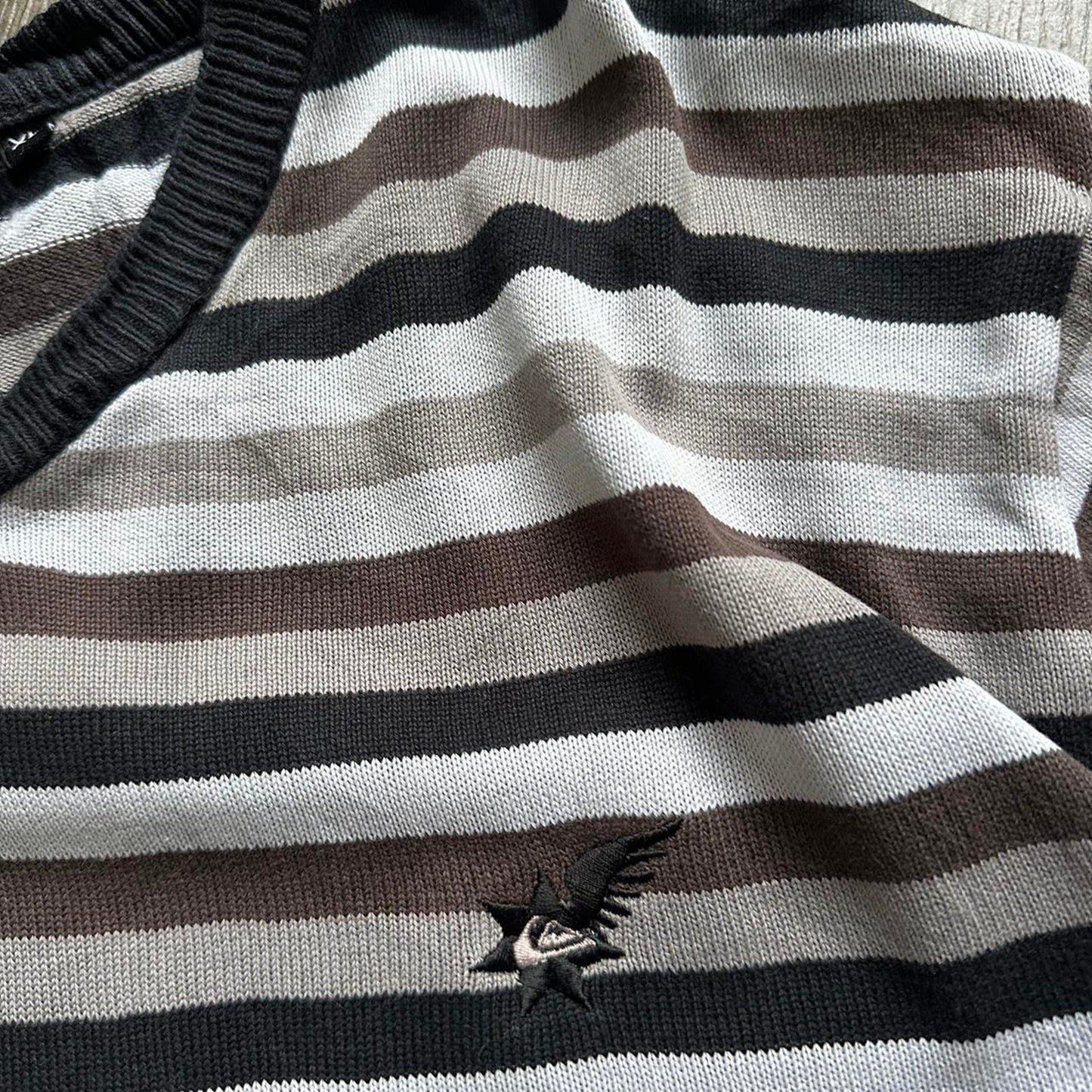 Quiksilver v neck y2k surf baggy XL jumper