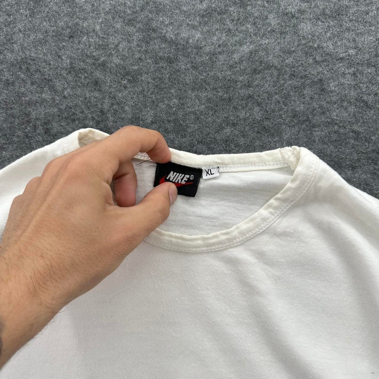 Y2k nike white t shirt