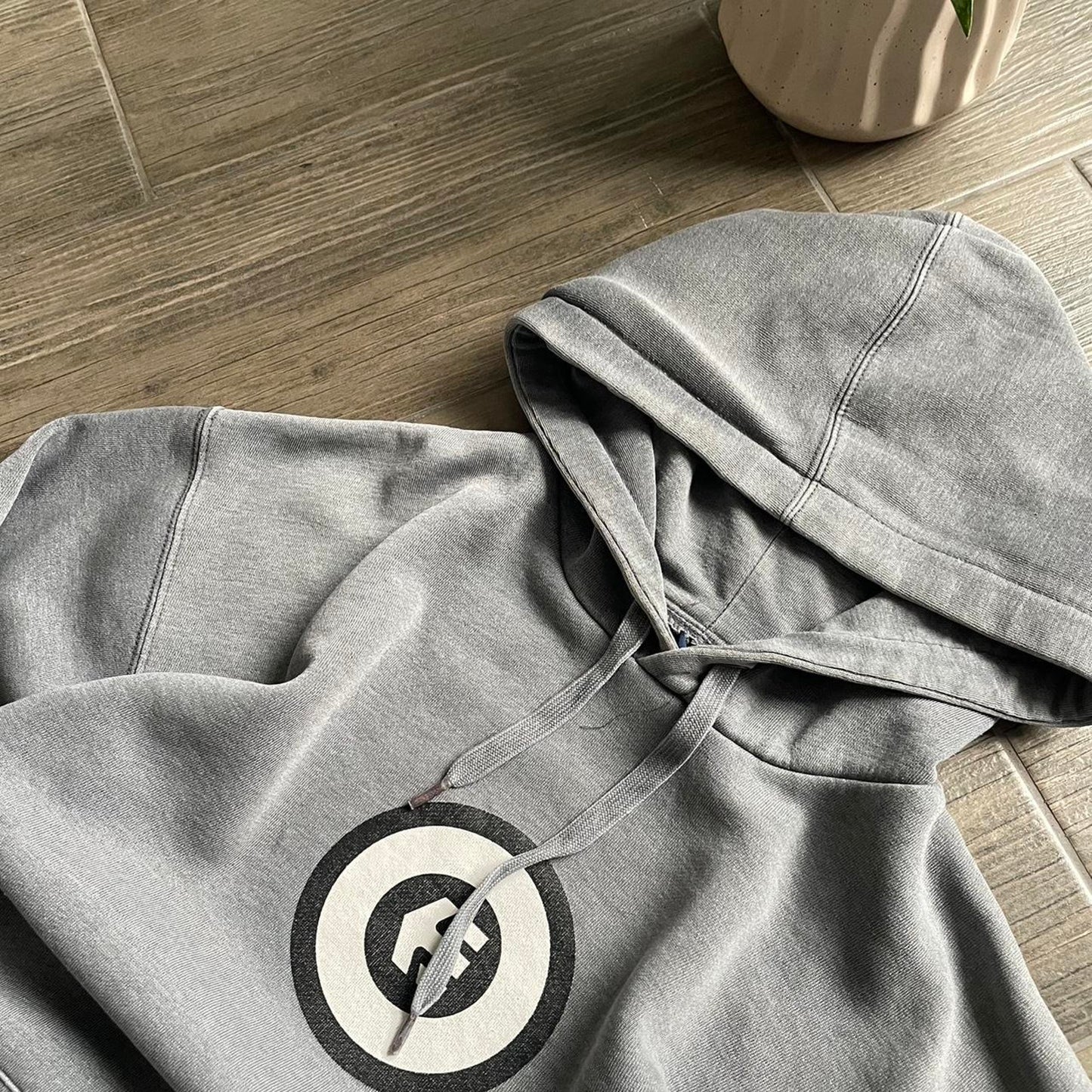 Etnies y2k skater style grey oversized L hoodie