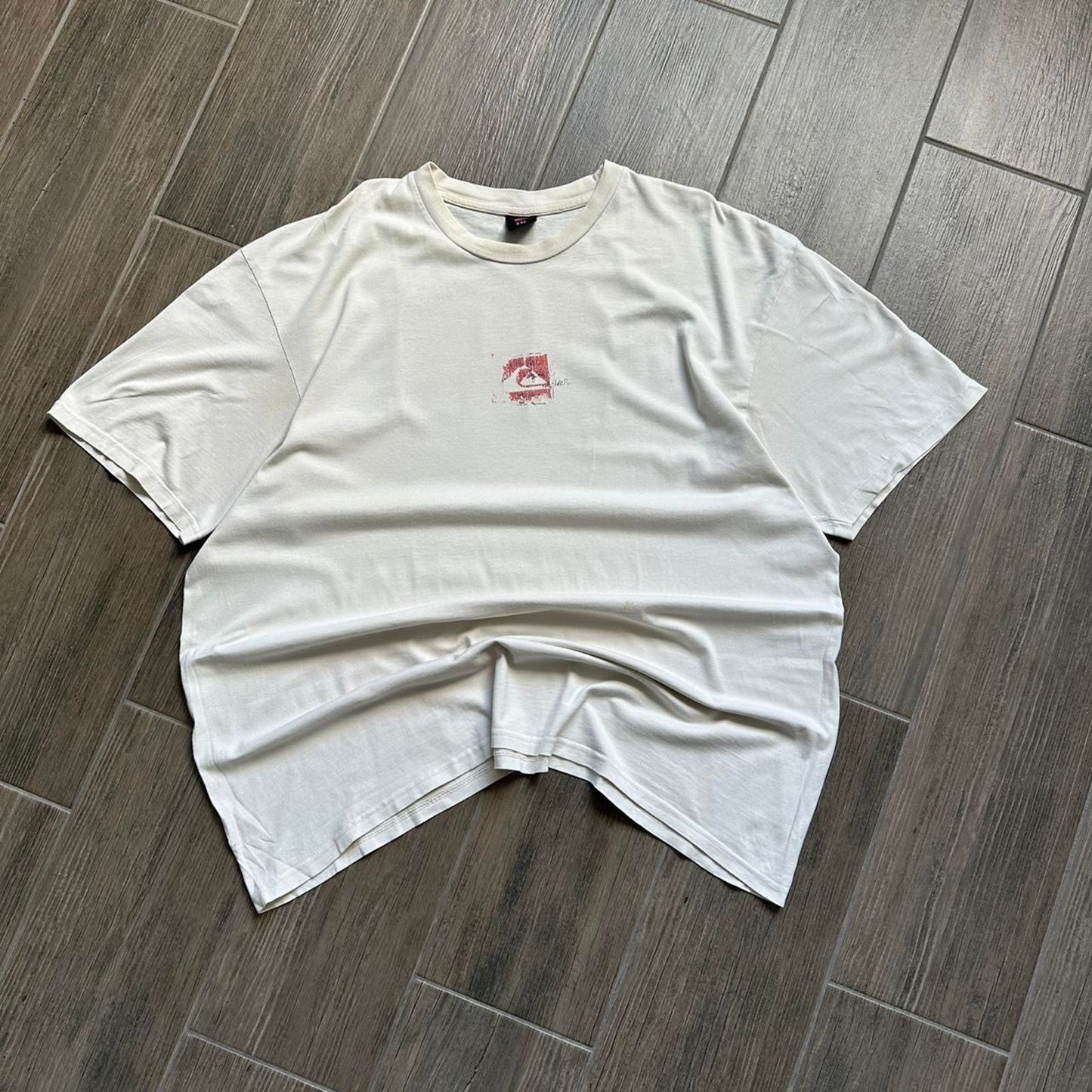 Quiksilver y2k surf-wear baggy tee