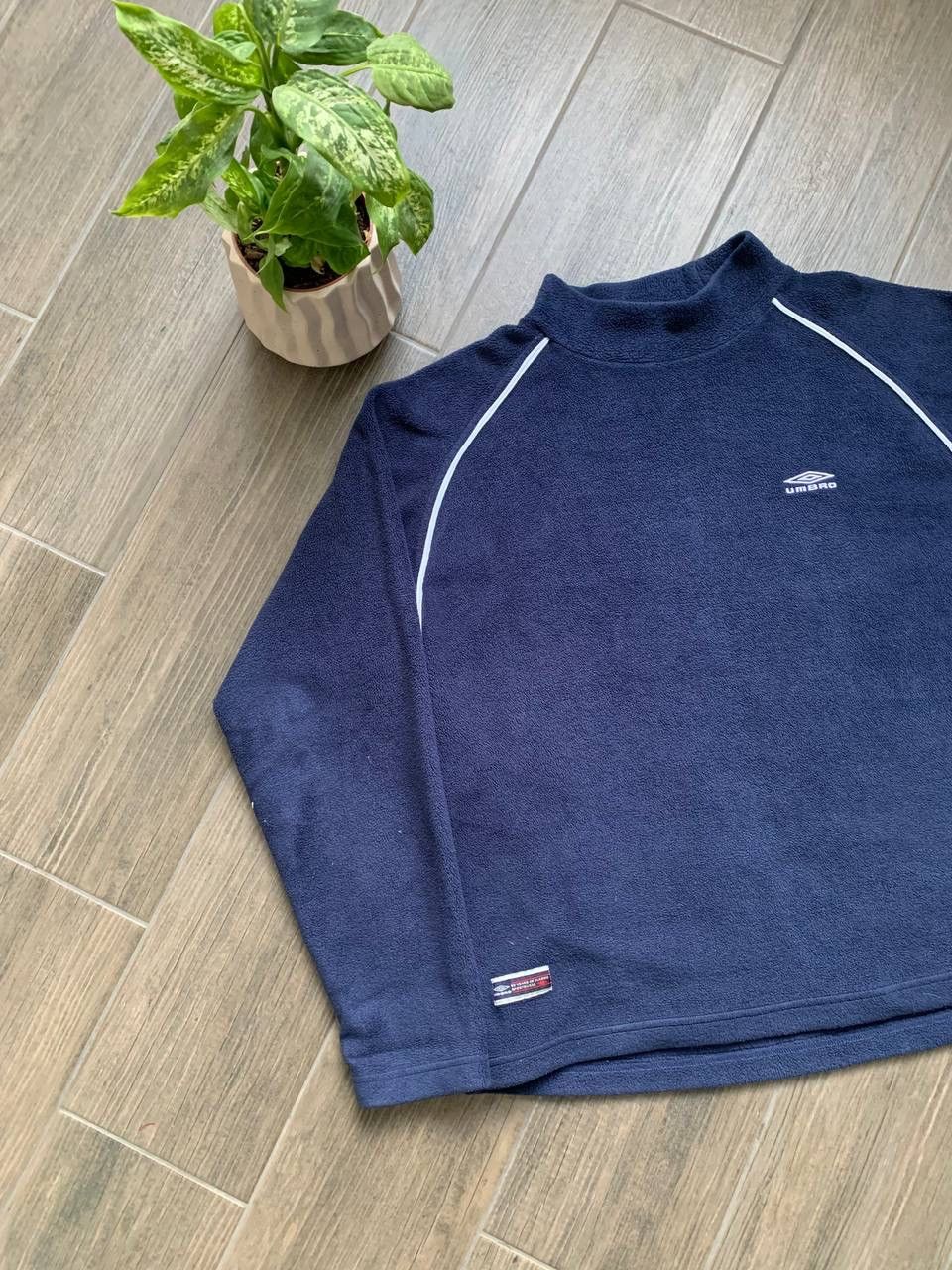 Umbro fleece navy vintage sweatshirt