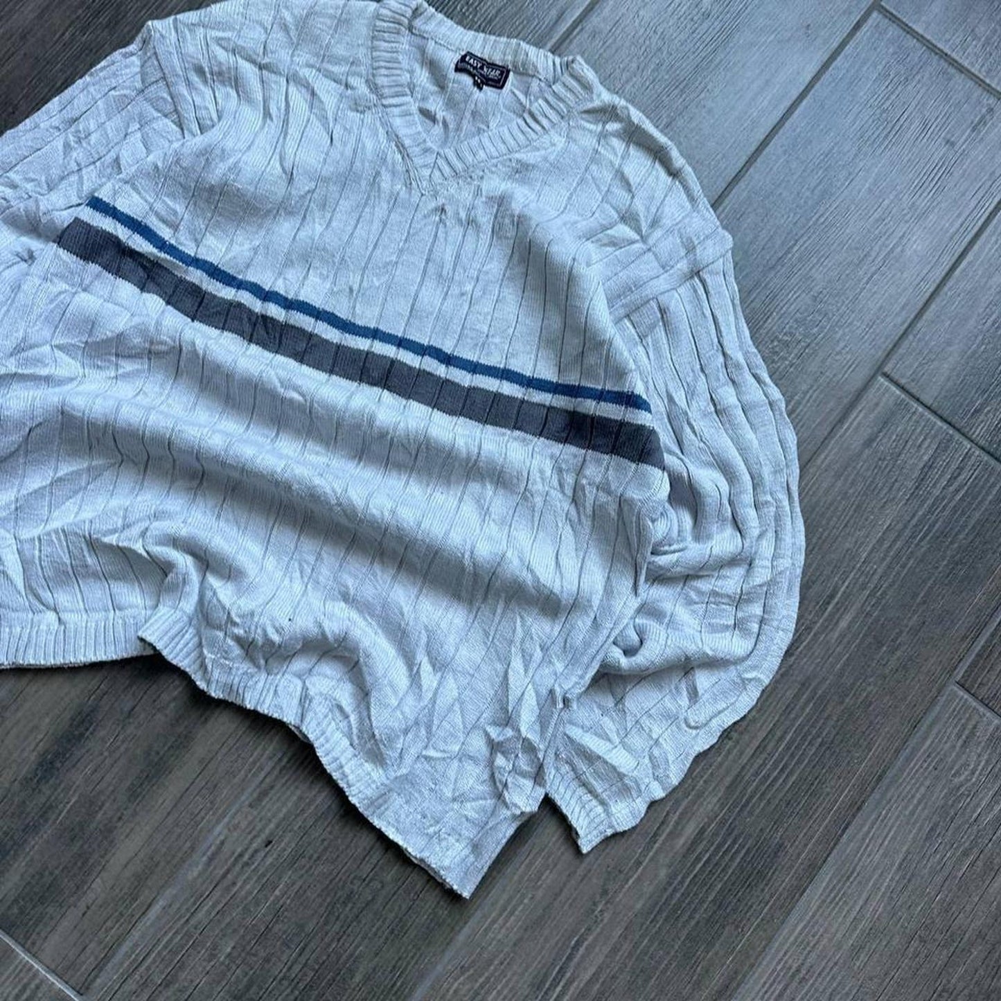 Y2k Japanese style knitted L jumper