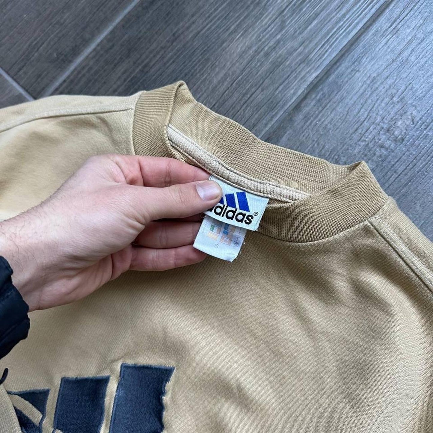 Adidas beige vintage oversized y2k L jumper