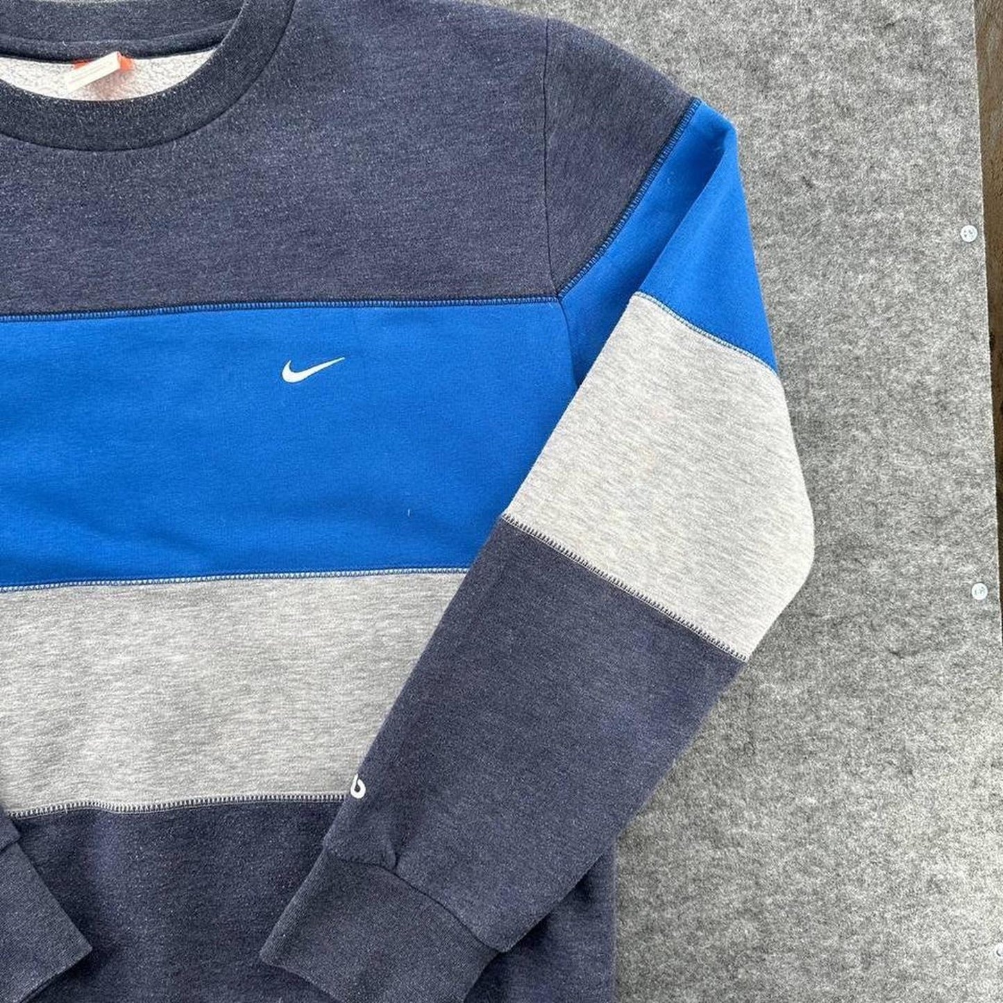 Nike blue gray and navy