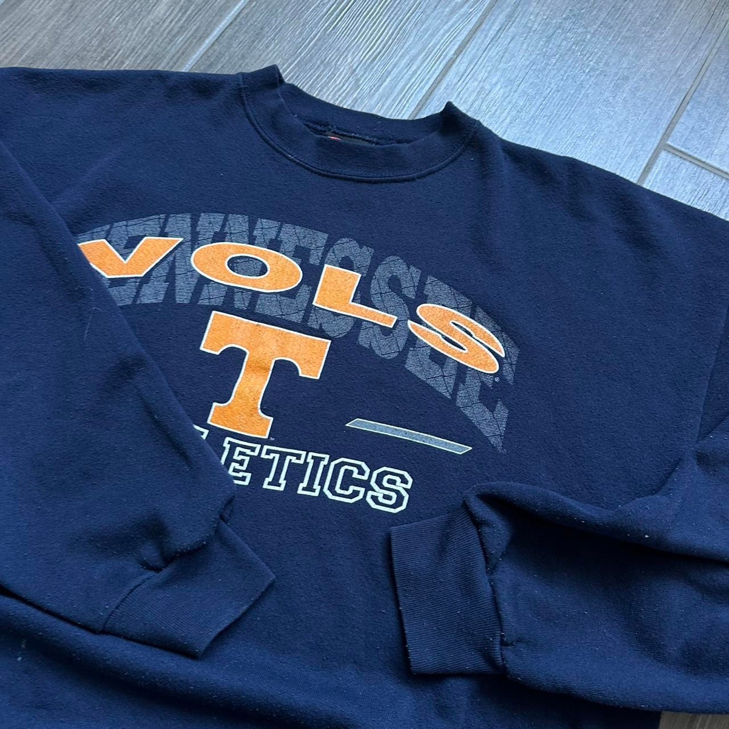 Vintage y2k navy XL sweatshirt