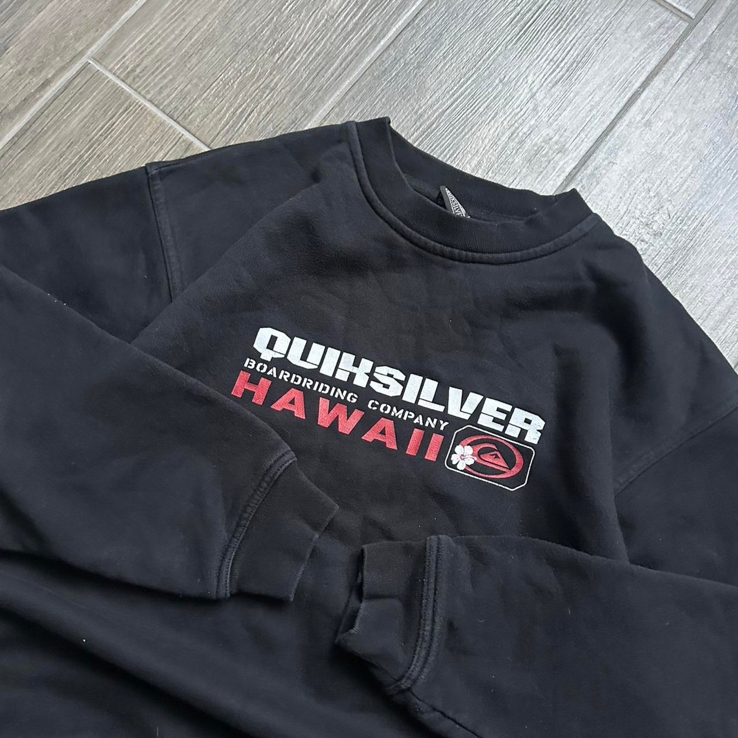Quiksilver big logo y2k black sweatshirt