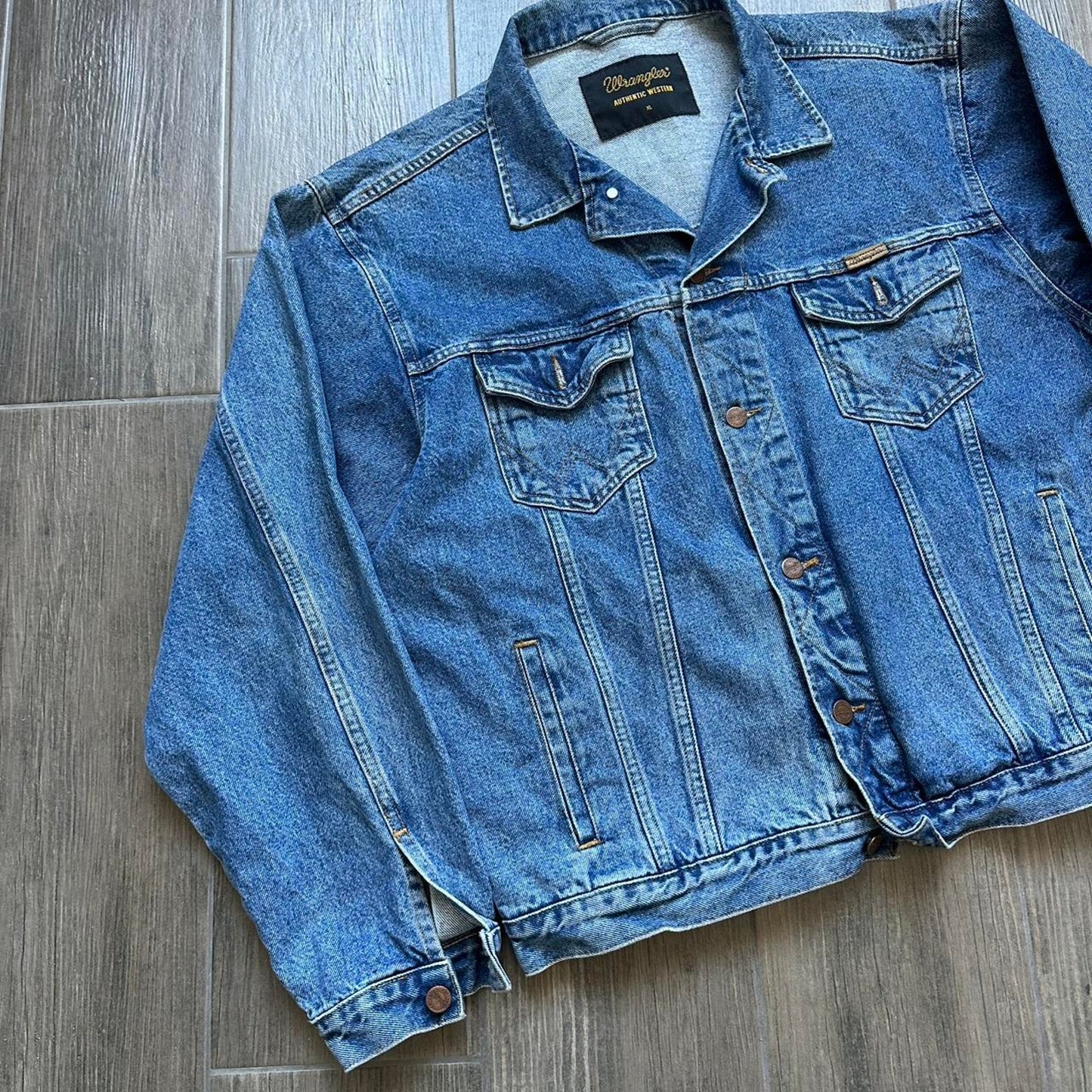 Wrangler blue denim jacket size XL