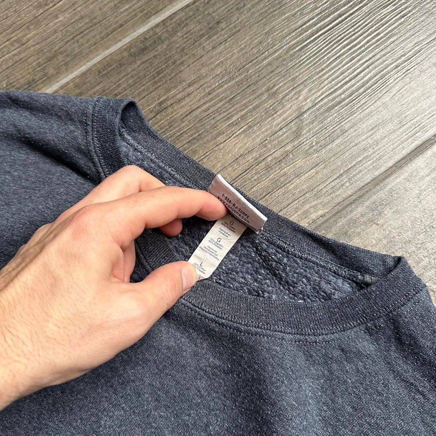 Ron Jon surf-wear baggy M-L sweatshirt